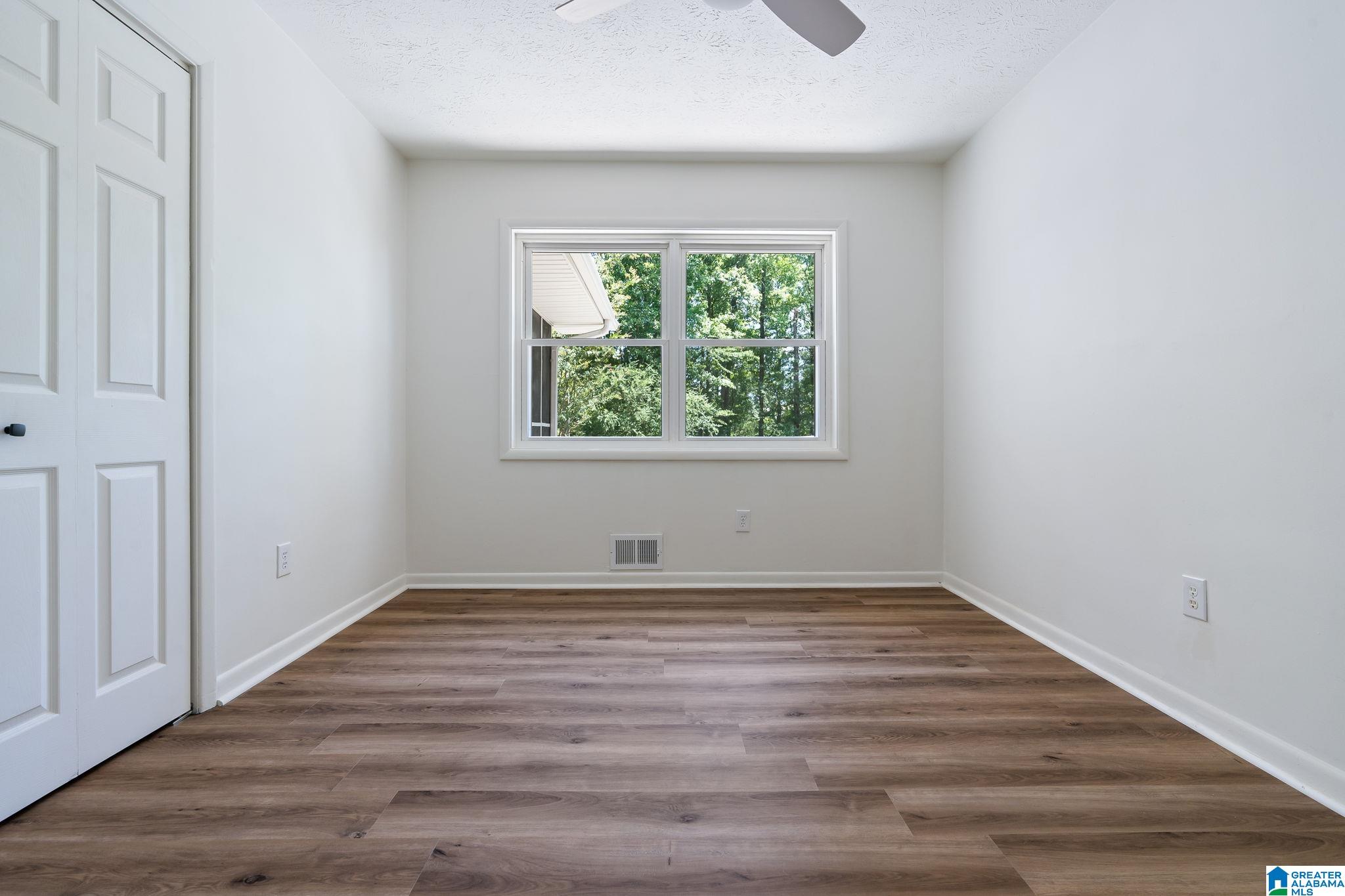 10 DUNWAR DRIVE