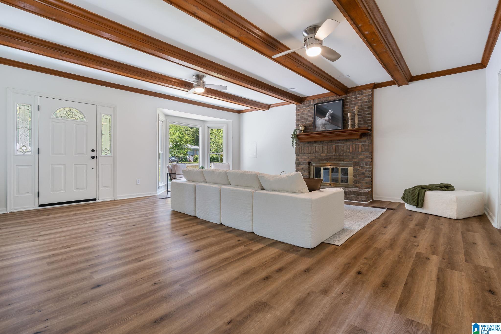 10 DUNWAR DRIVE