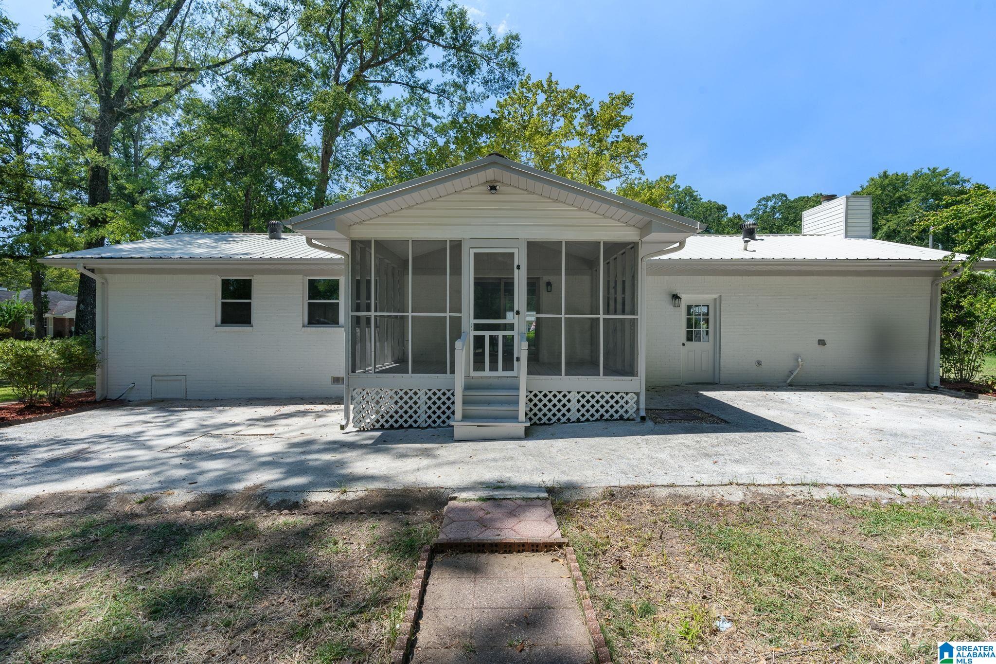 10 DUNWAR DRIVE