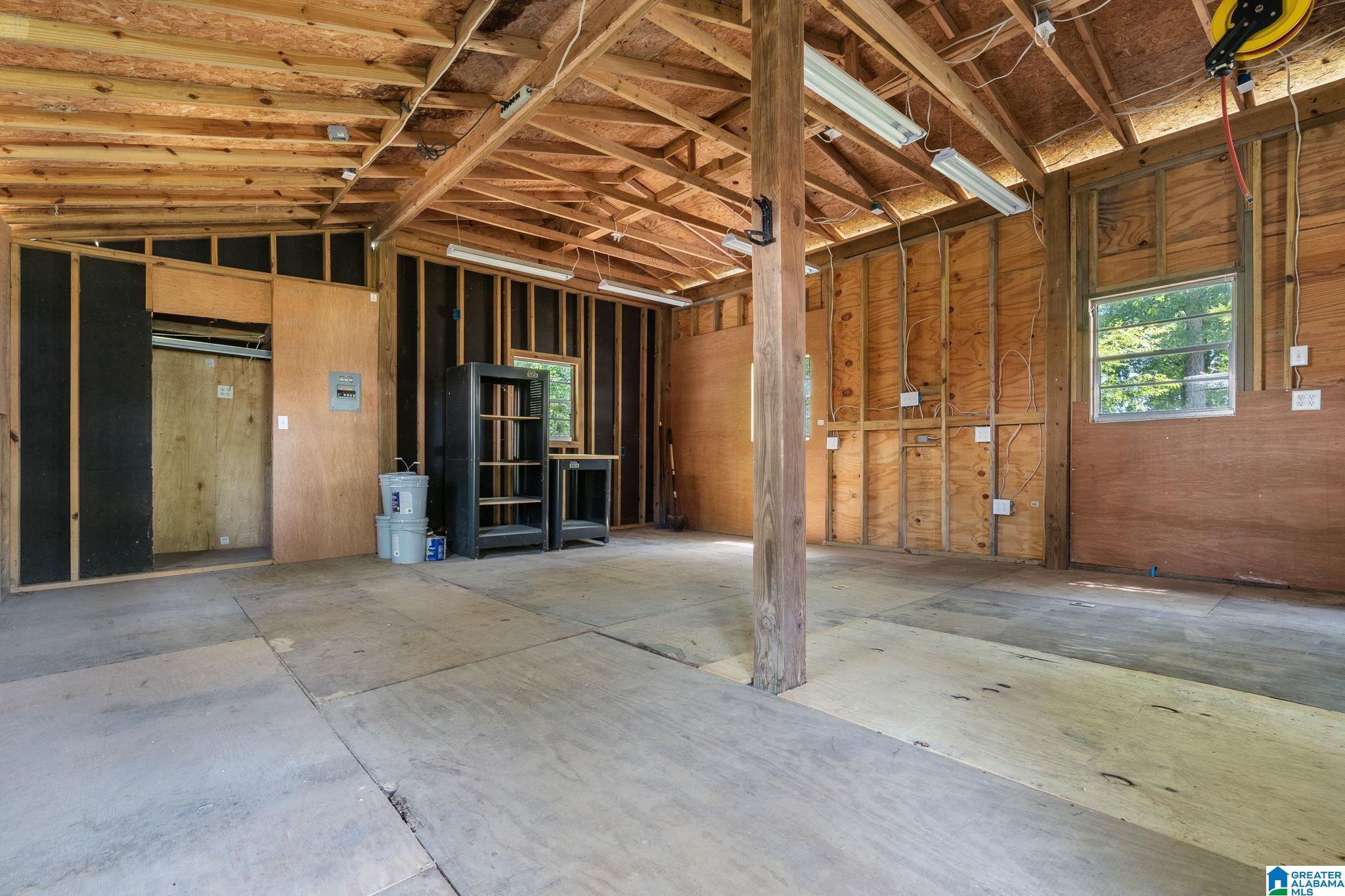 10 DUNWAR DRIVE