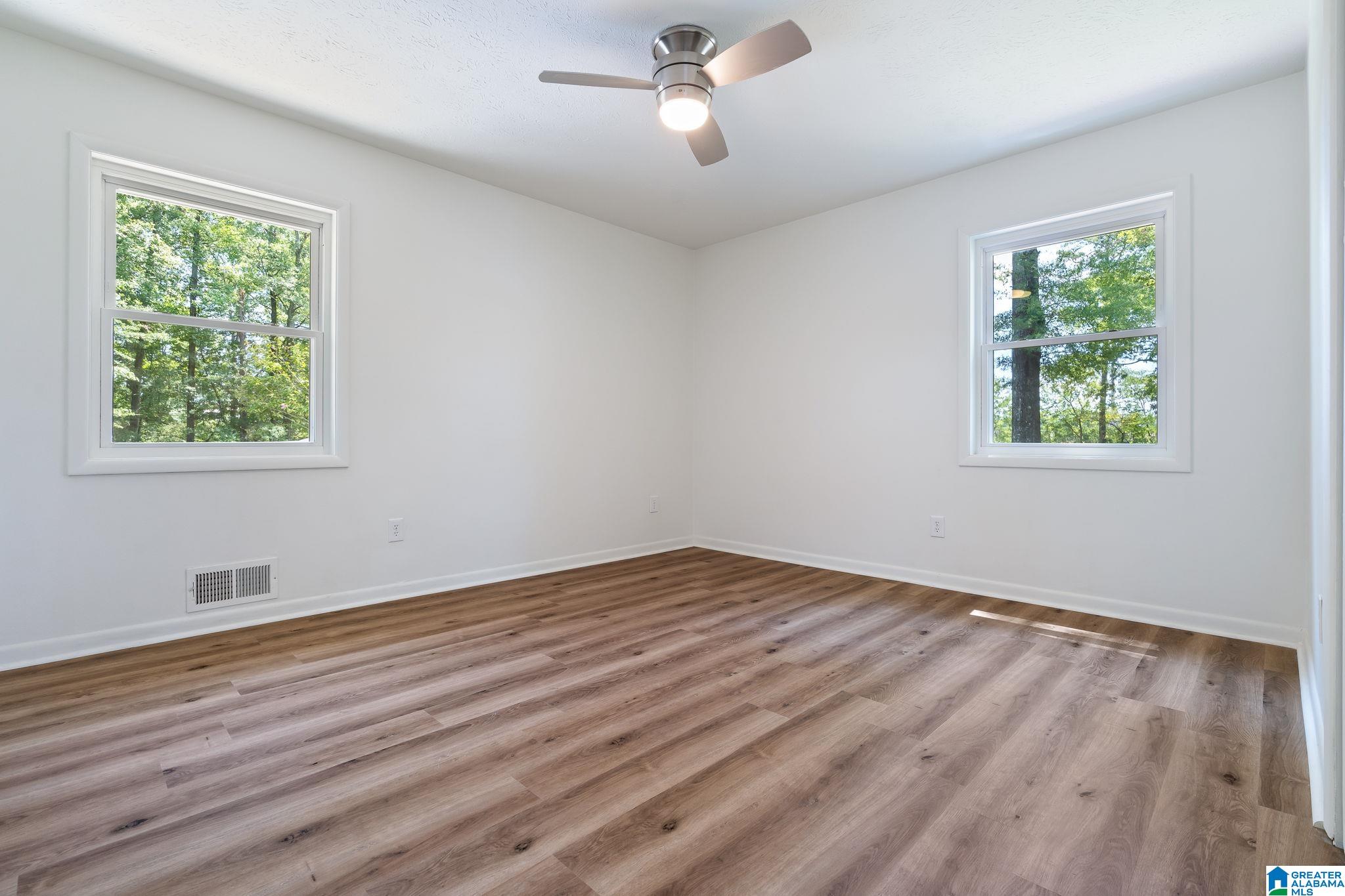 10 DUNWAR DRIVE