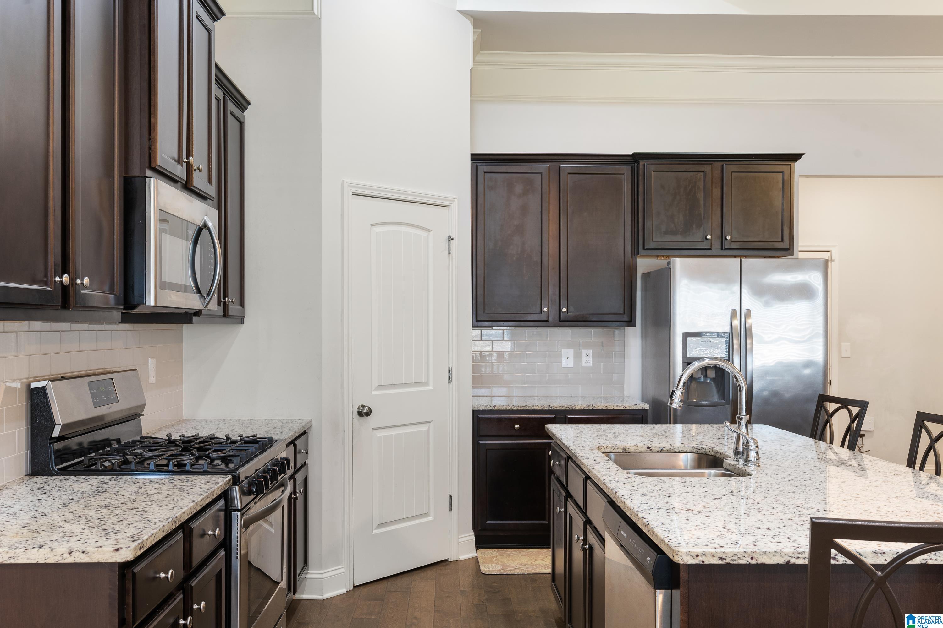 5419 BLUEBELL CIRCLE