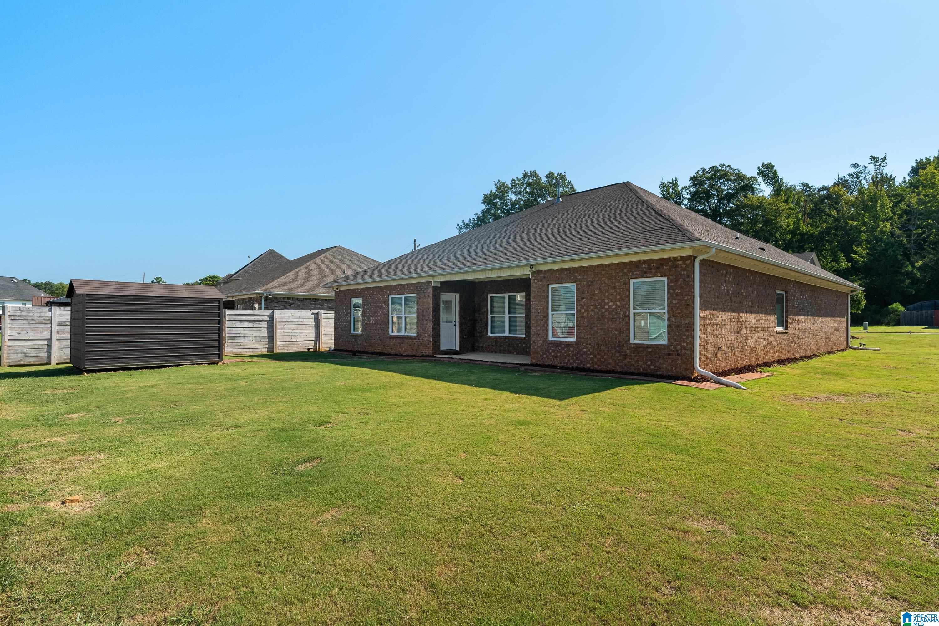 5419 BLUEBELL CIRCLE