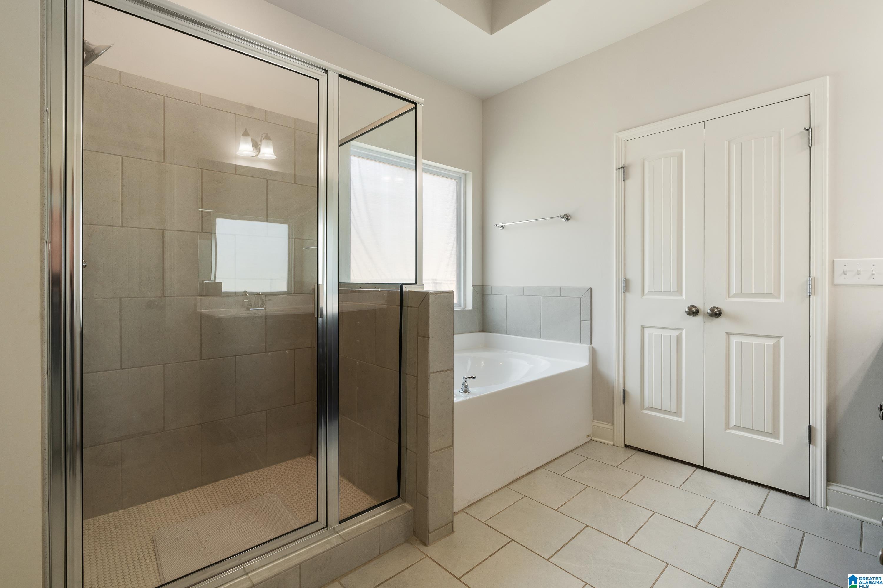 5419 BLUEBELL CIRCLE