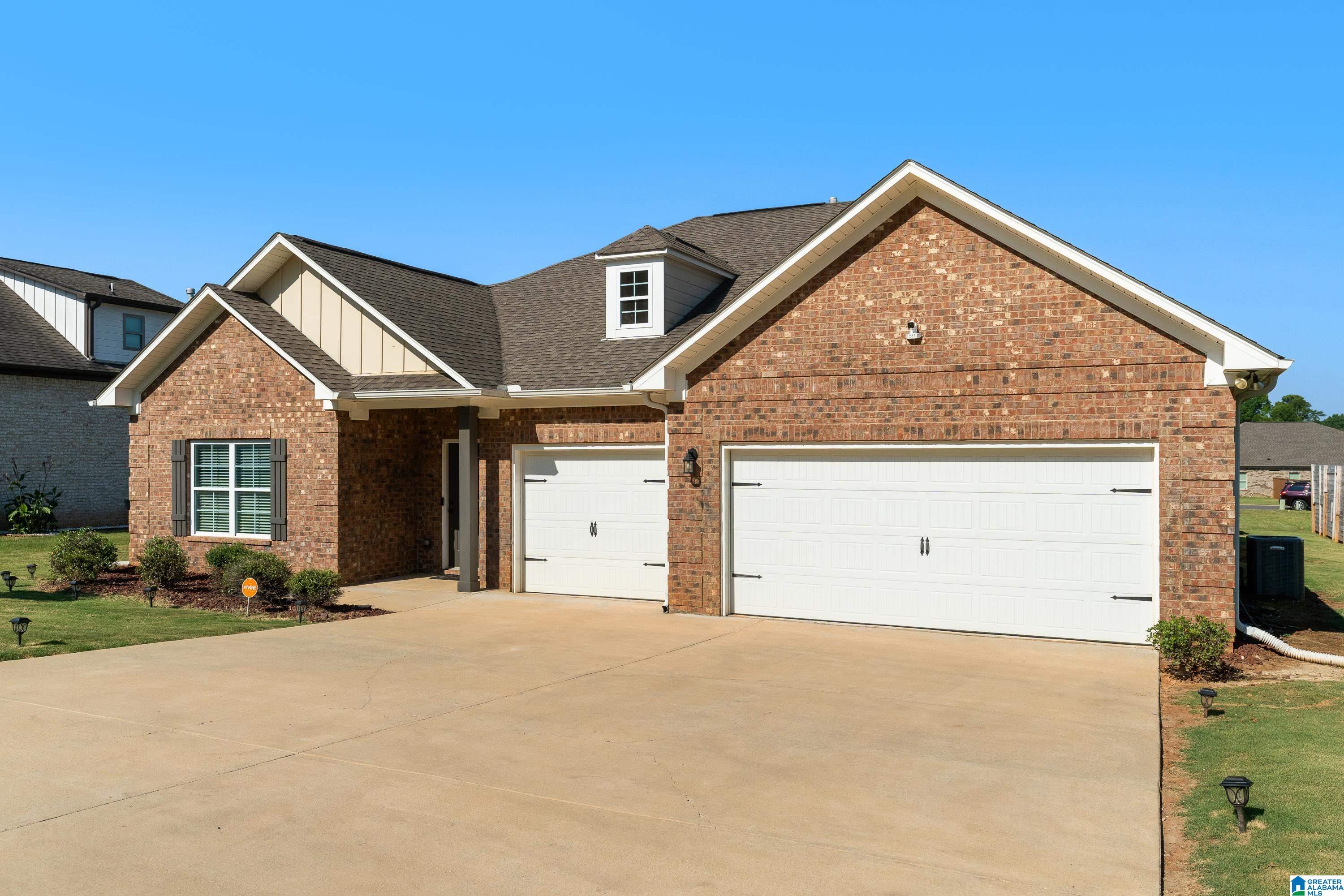 5419 BLUEBELL CIRCLE