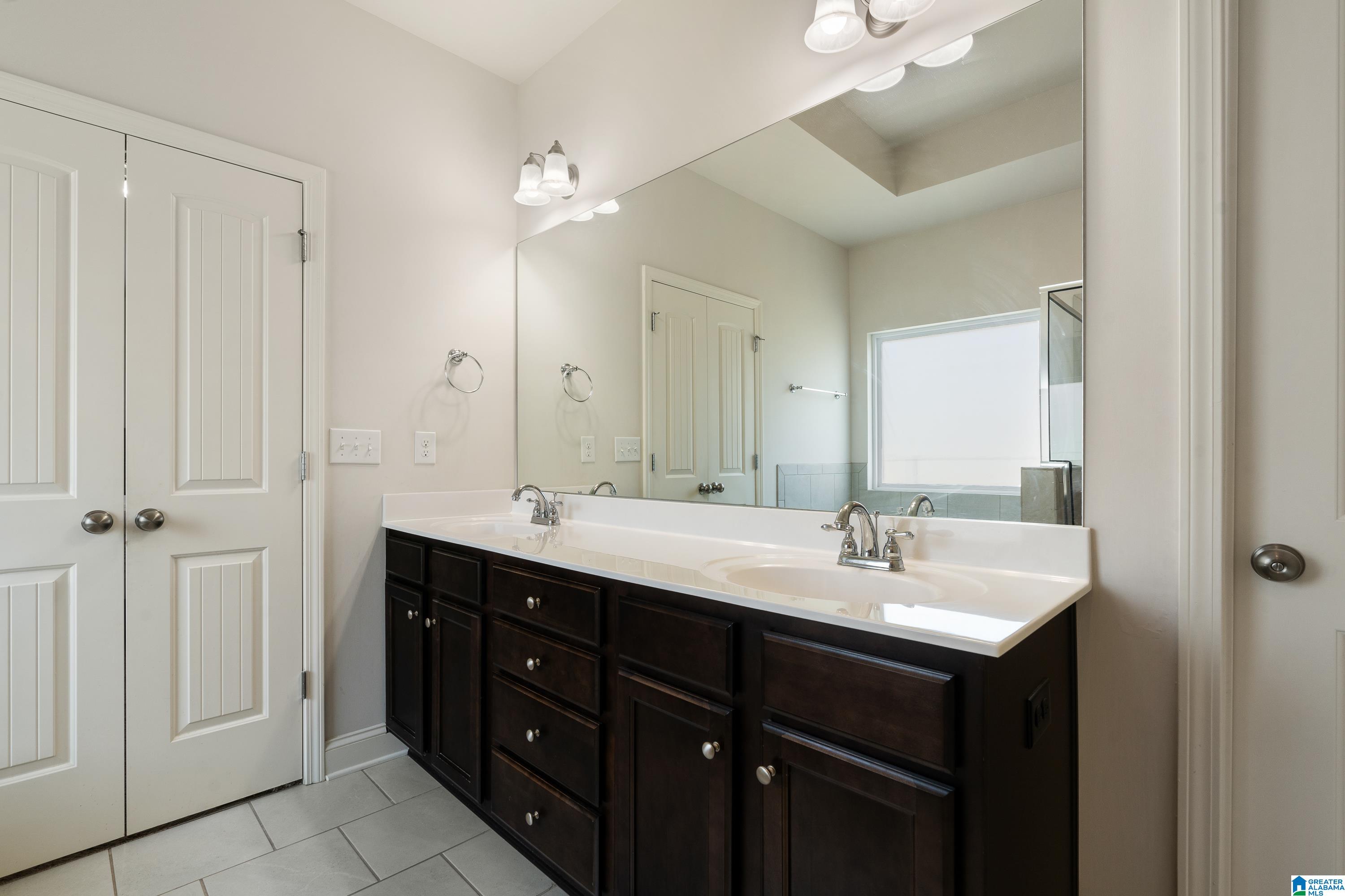 5419 BLUEBELL CIRCLE