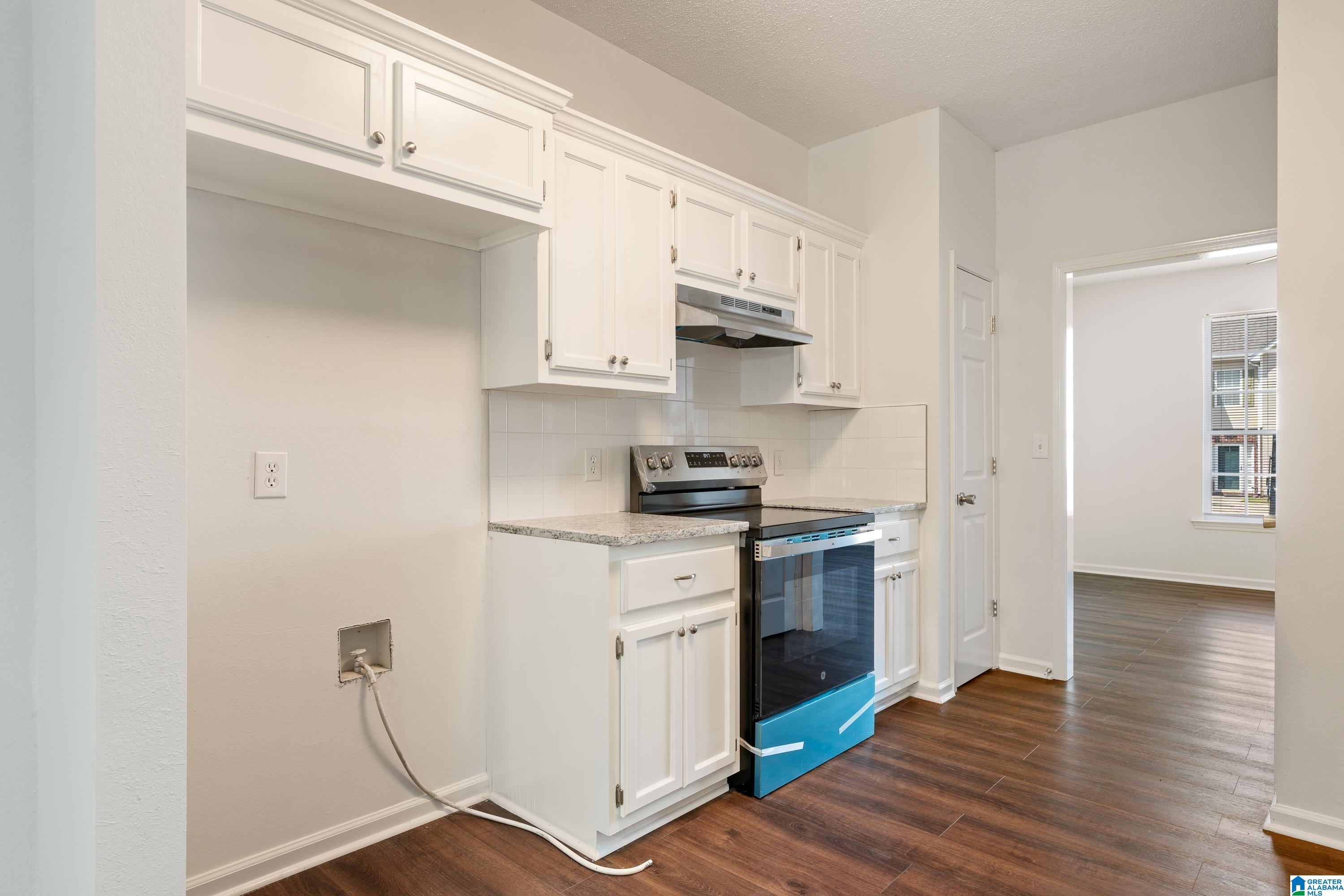 7504 SPENCER LANE