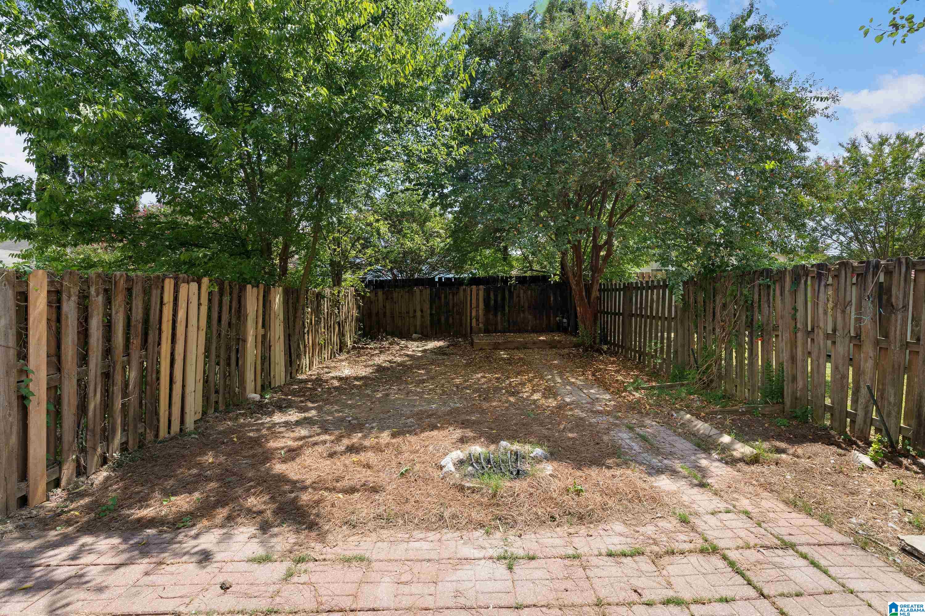 7504 SPENCER LANE