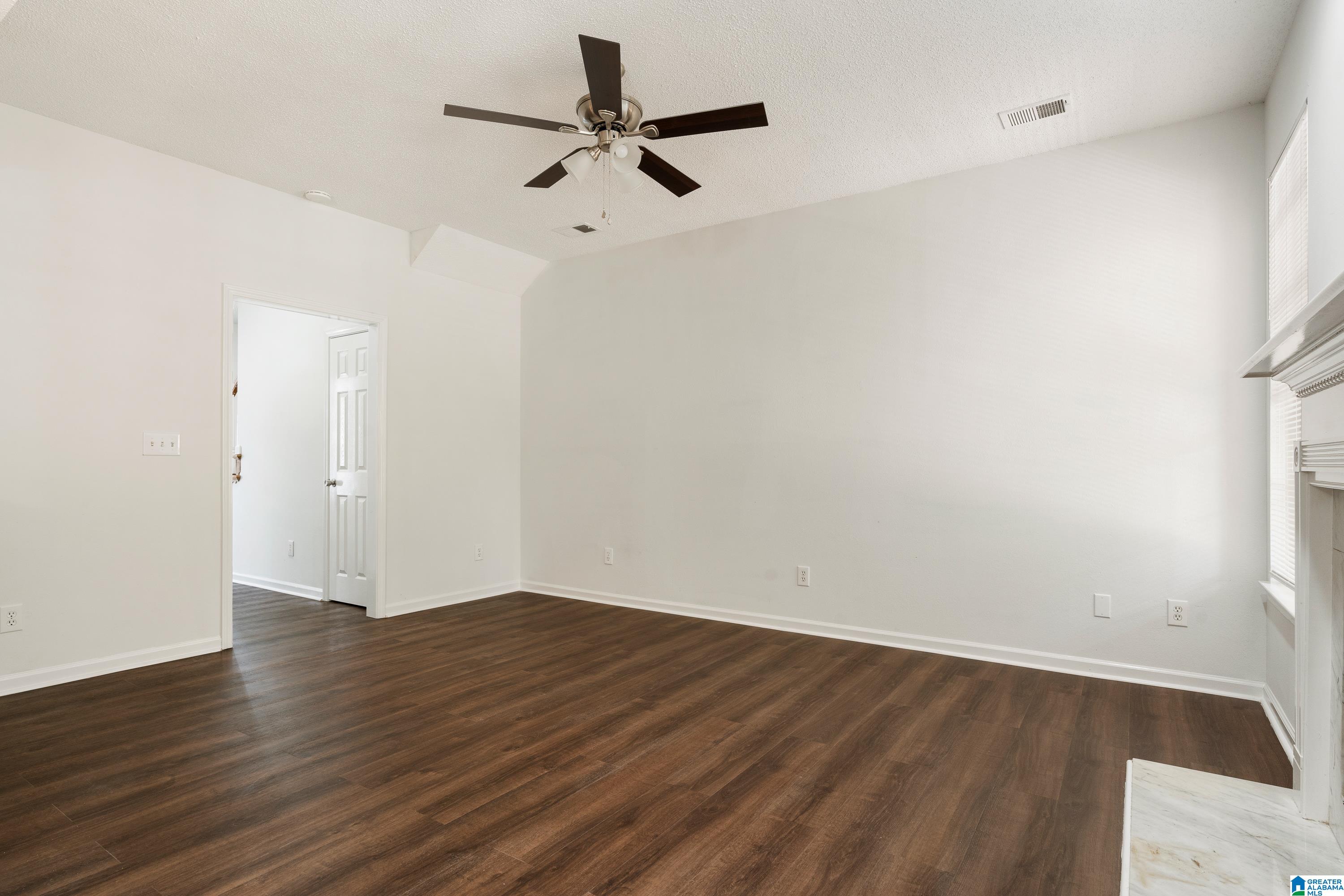 7504 SPENCER LANE