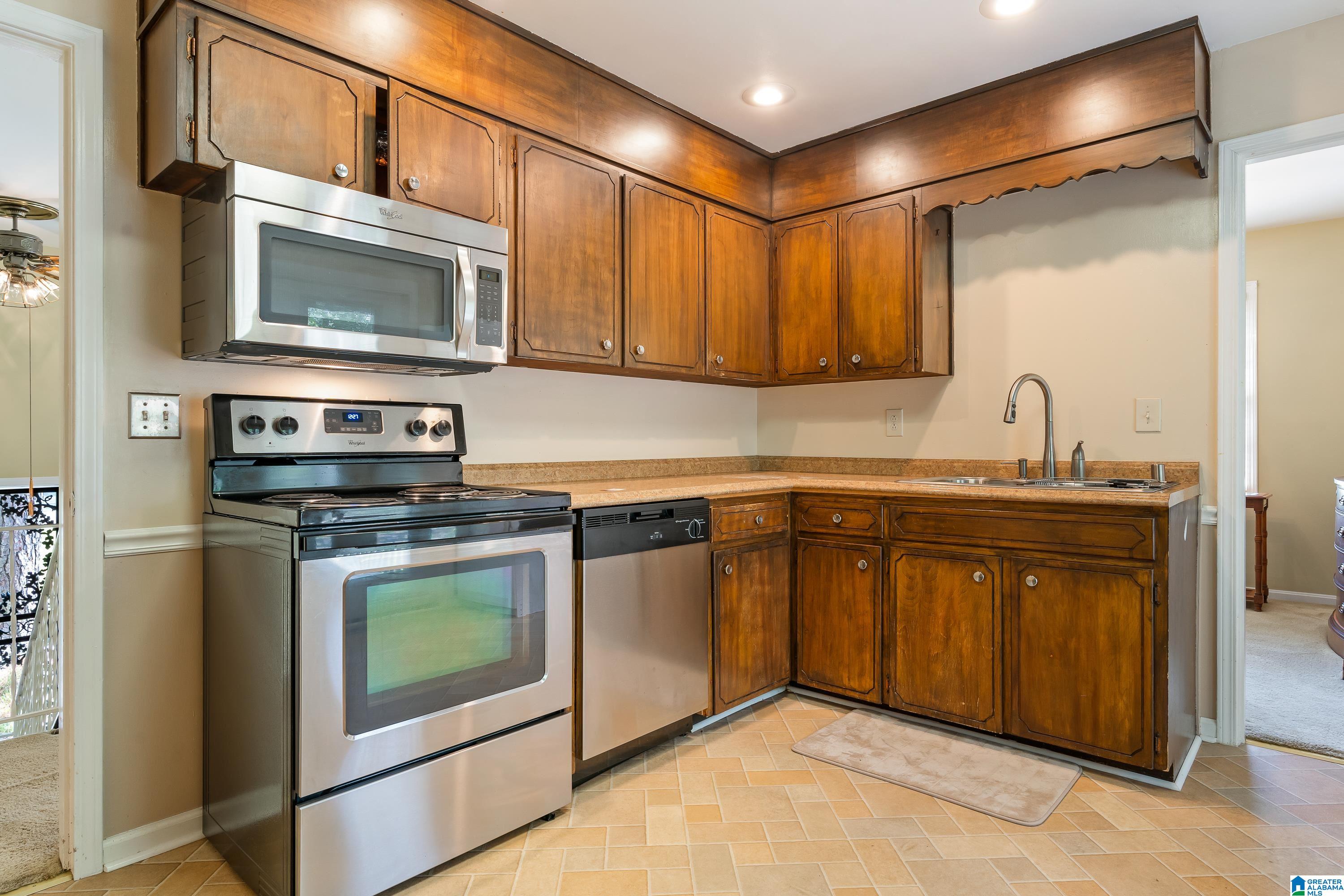 1664 6TH PLACE NW
