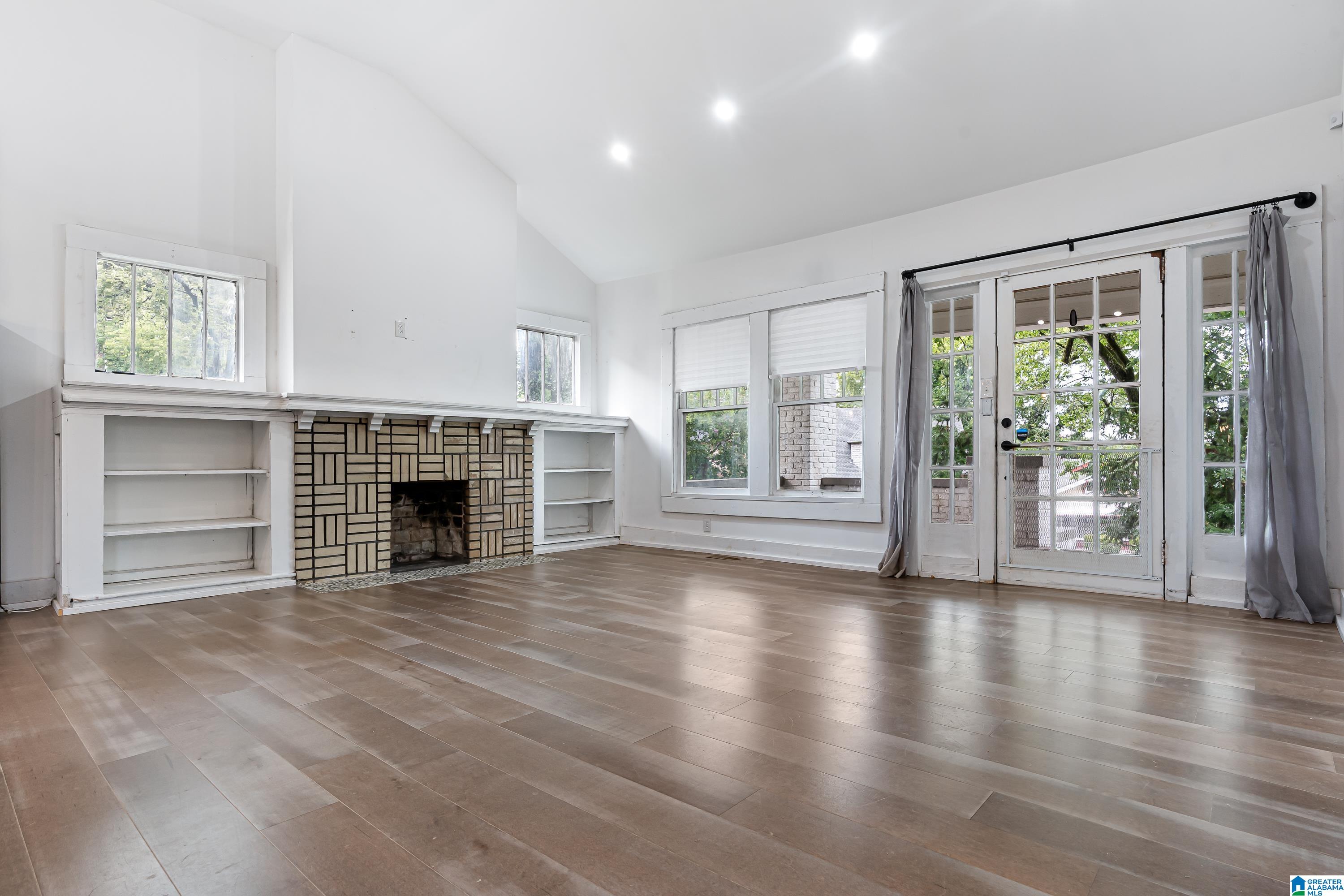 1509 34TH STREET N