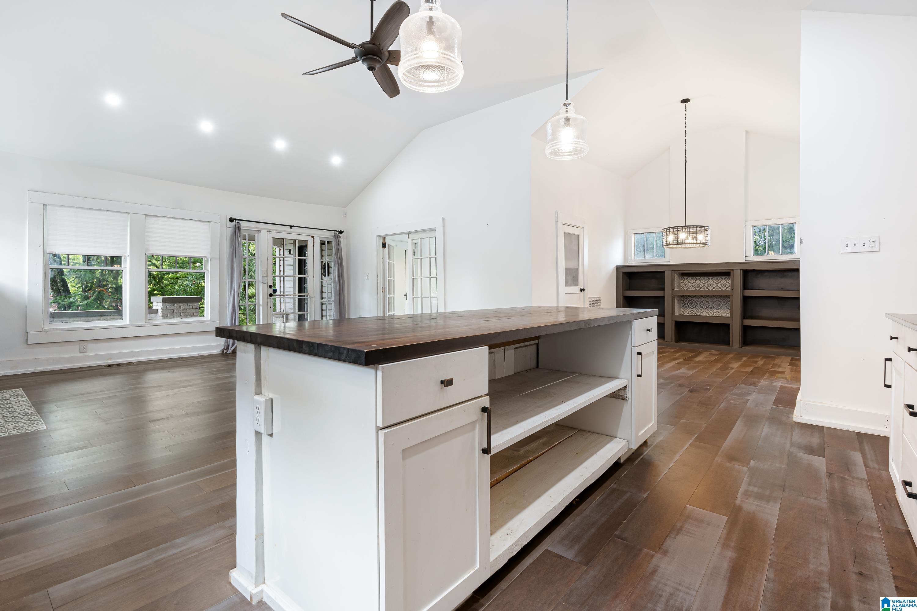 1509 34TH STREET N