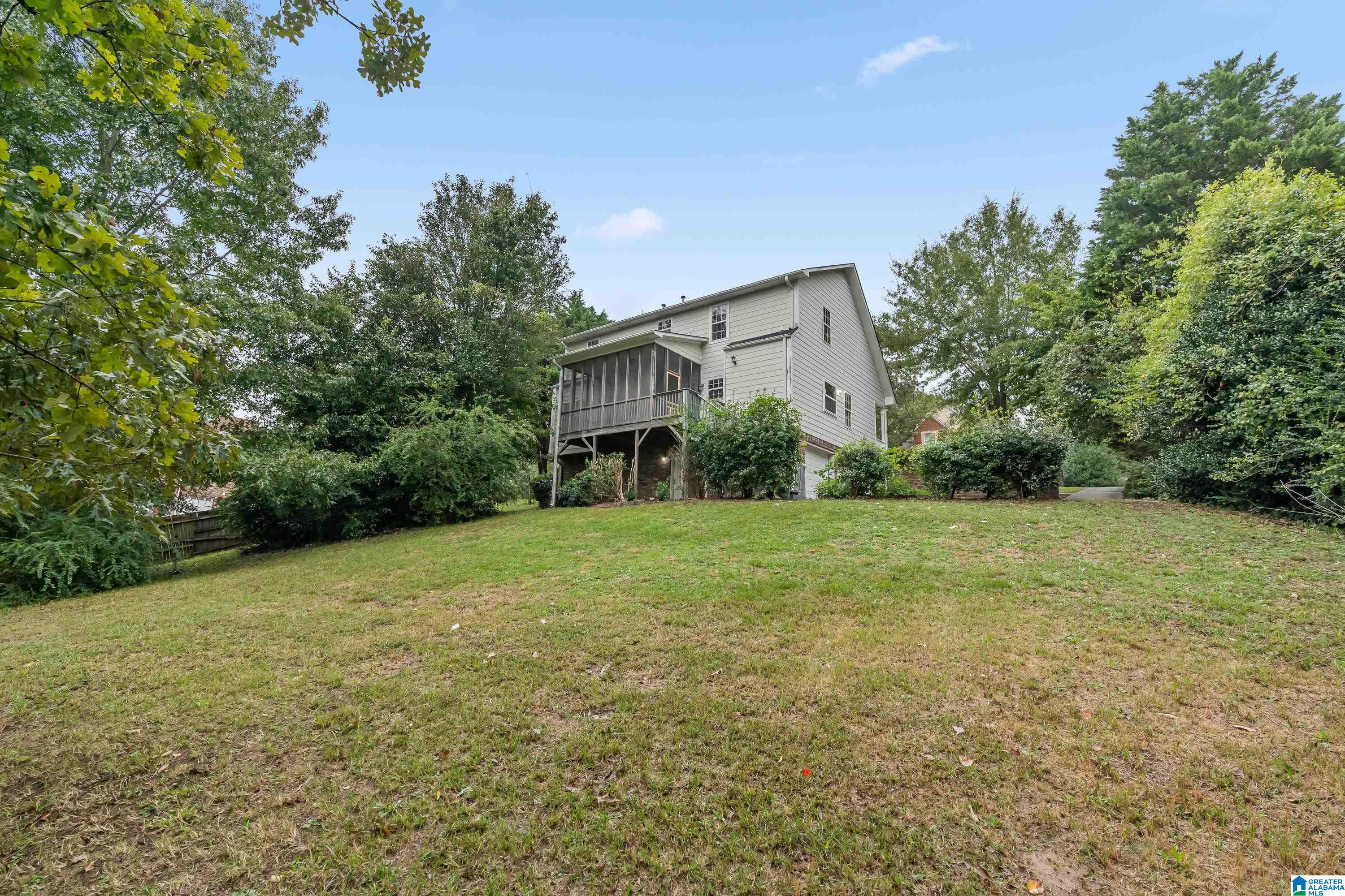 5008 GOLD LEAF LANE