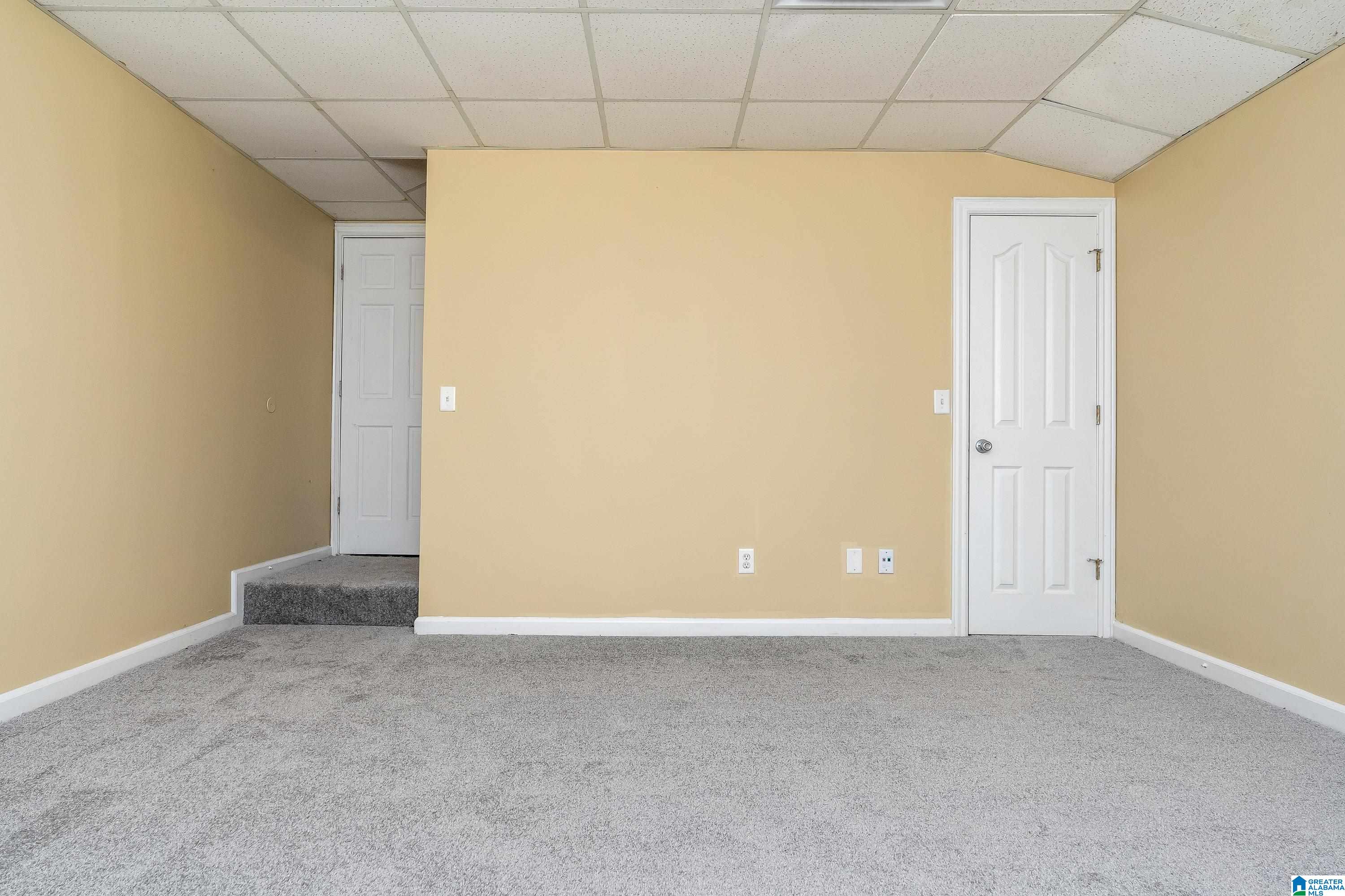 5008 GOLD LEAF LANE