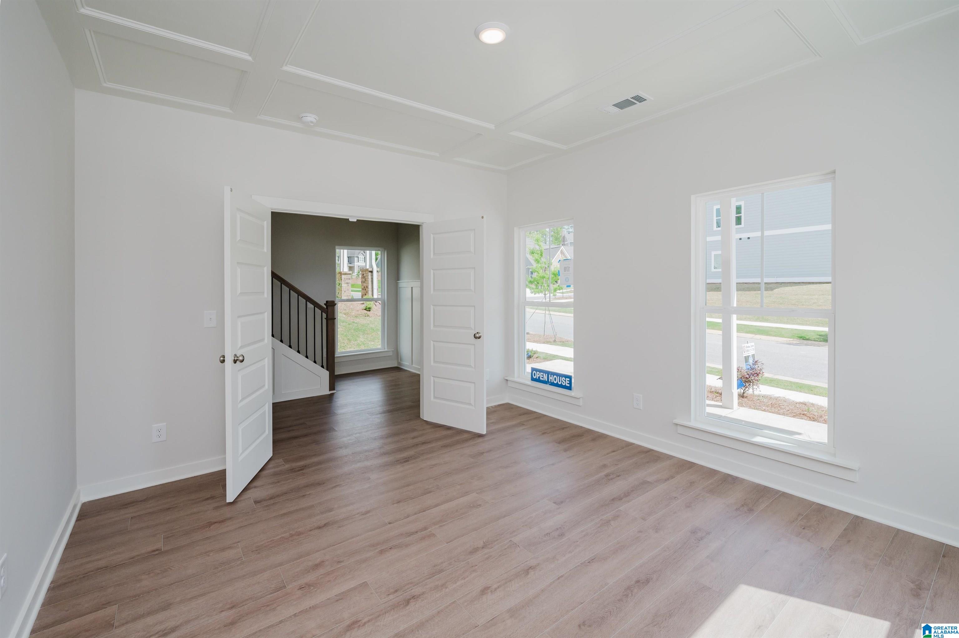 194 BARIMORE BOULEVARD