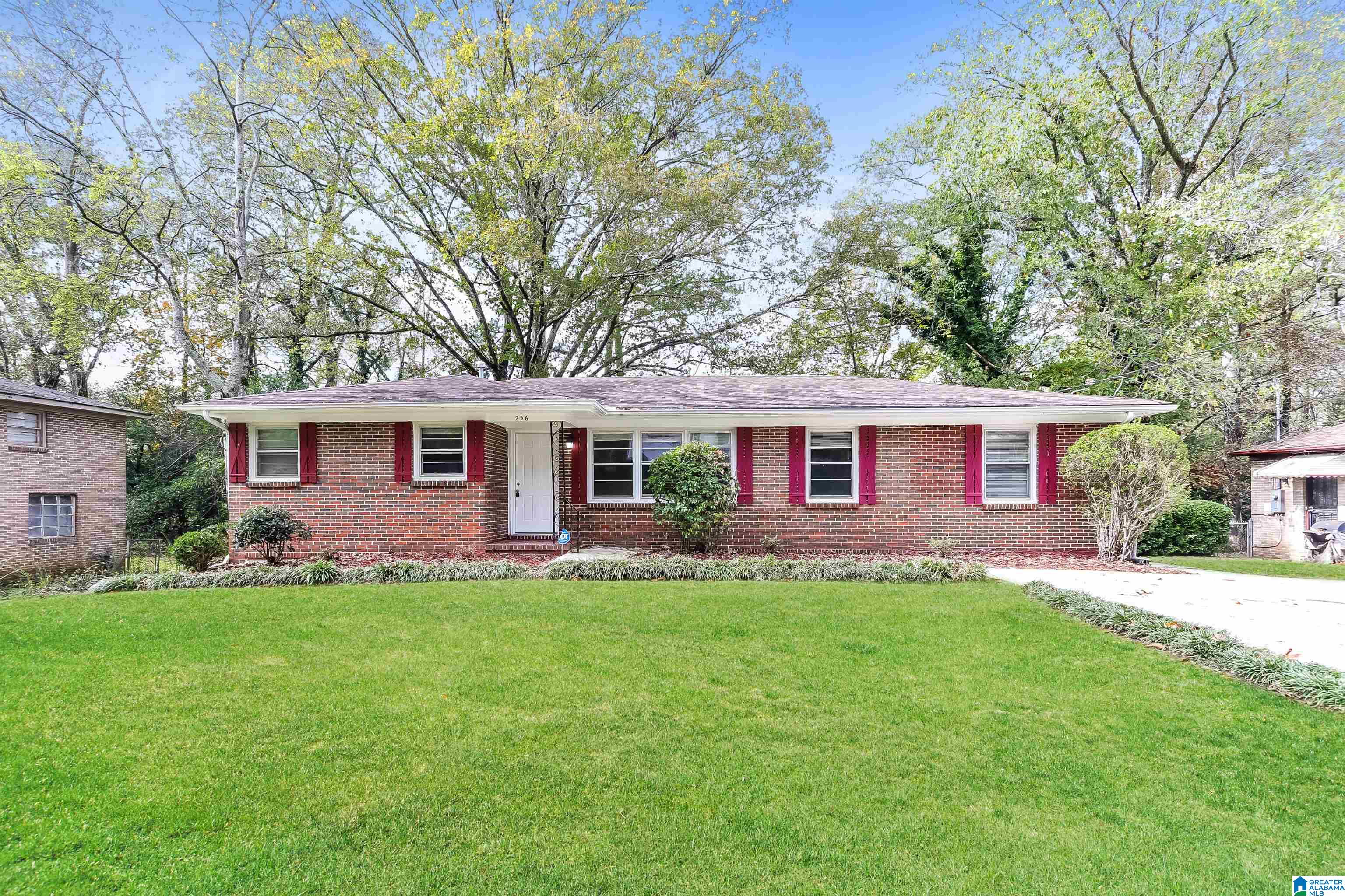 256 WESTWOOD DRIVE