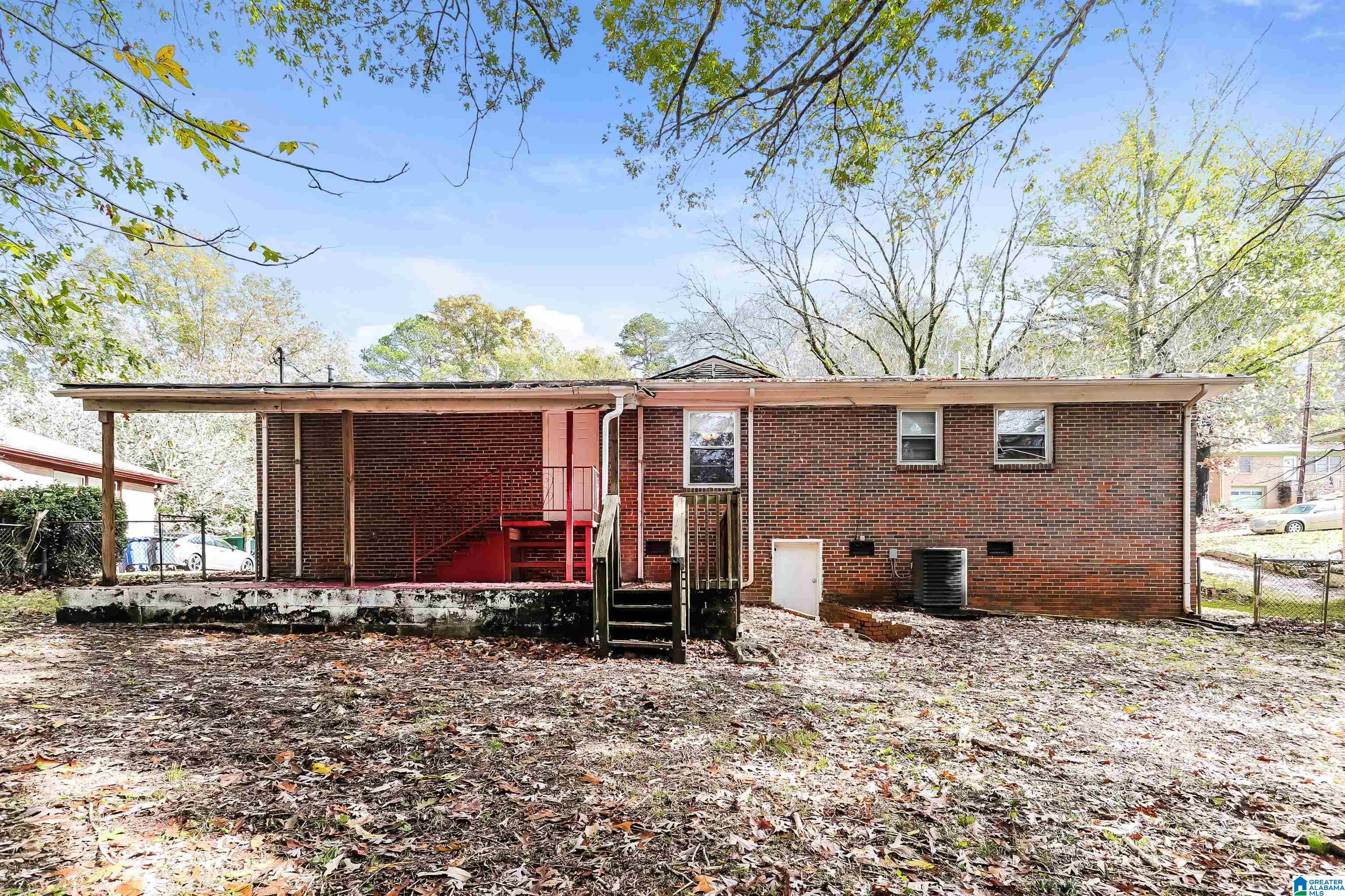 256 WESTWOOD DRIVE