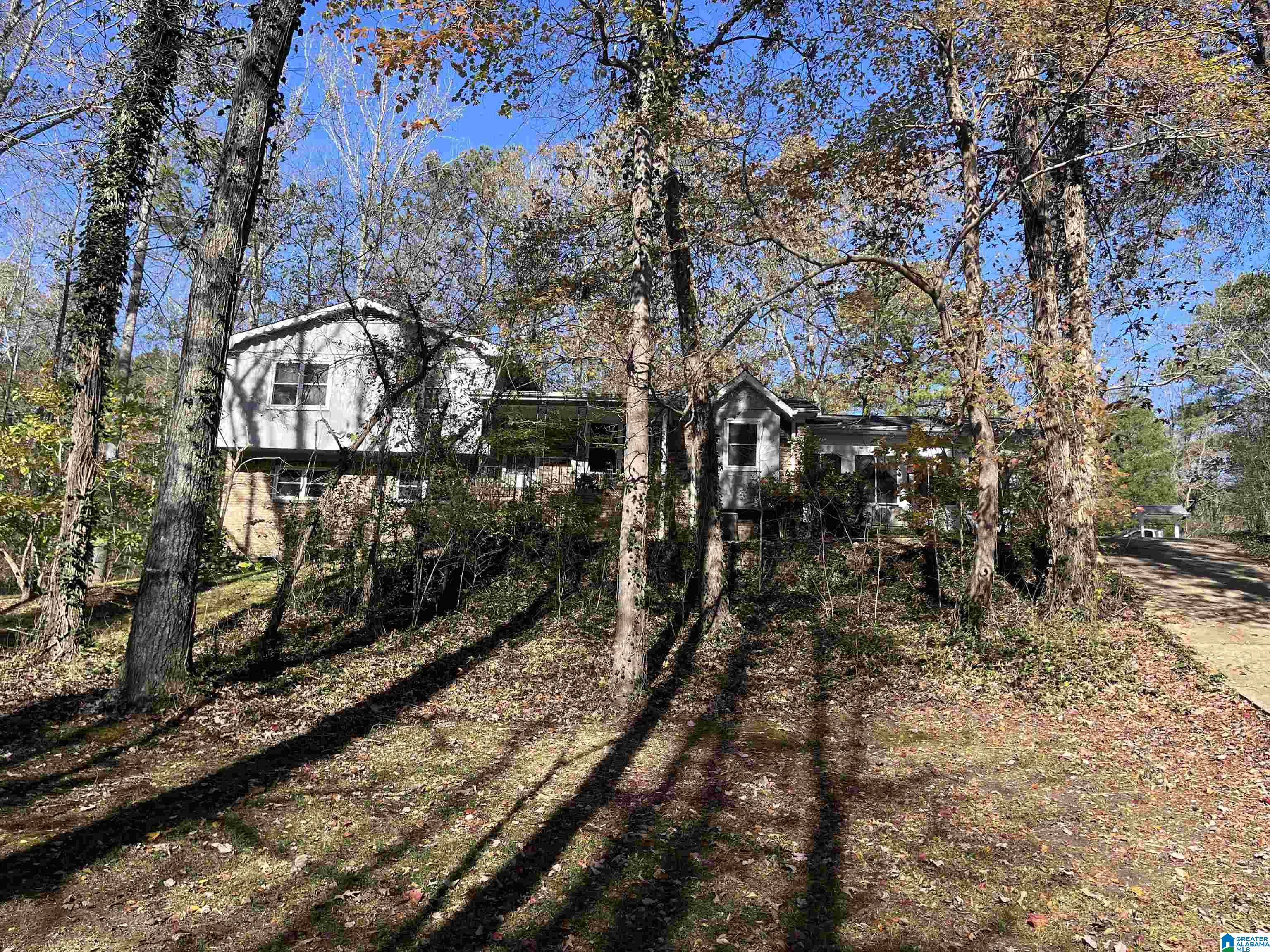 6879 DEER HAVEN ROAD