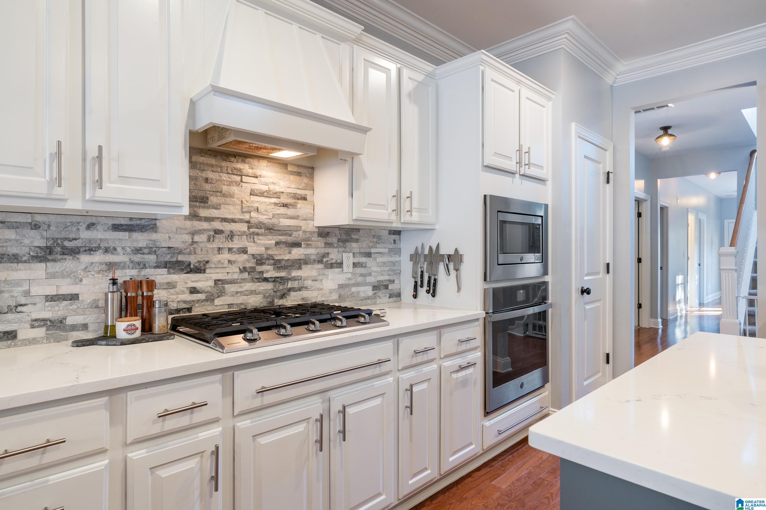525 TWIN CREEK ROAD
