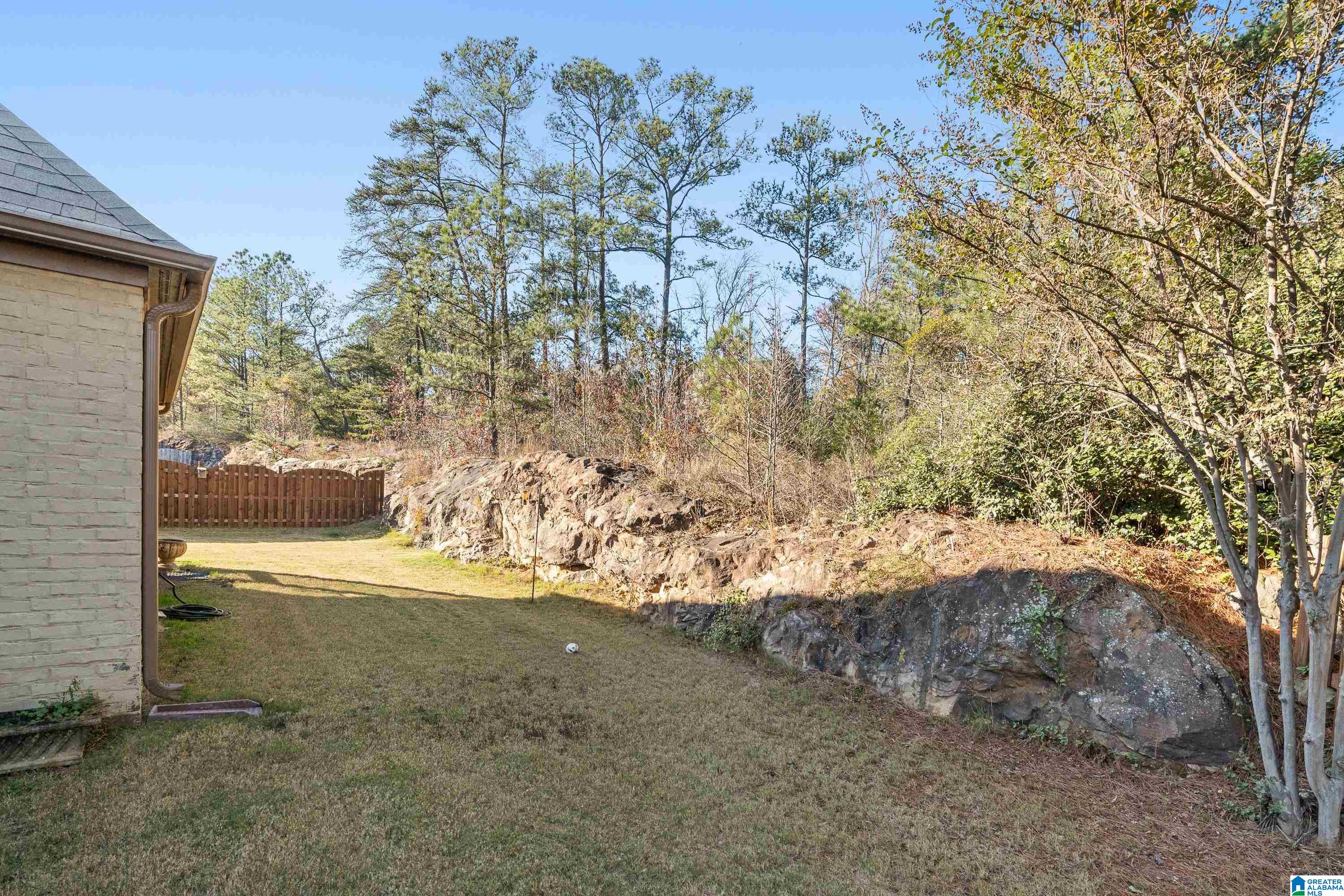 525 TWIN CREEK ROAD