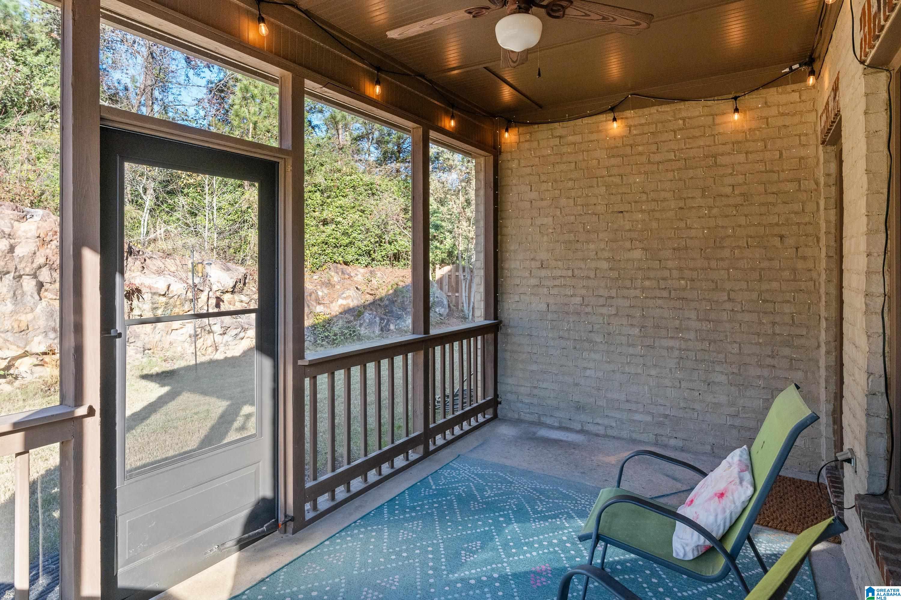 525 TWIN CREEK ROAD