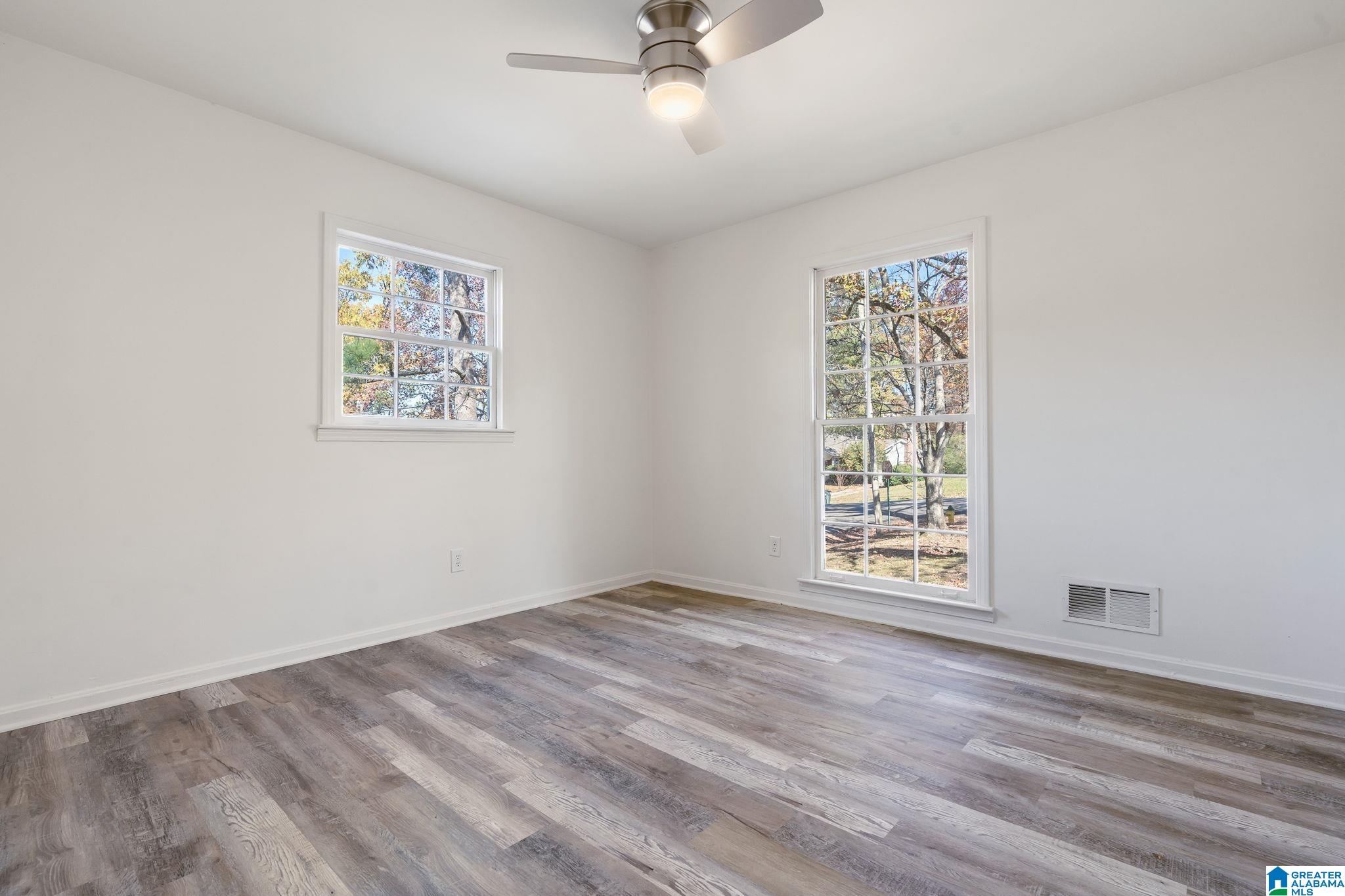 1433 WINOLA LANE