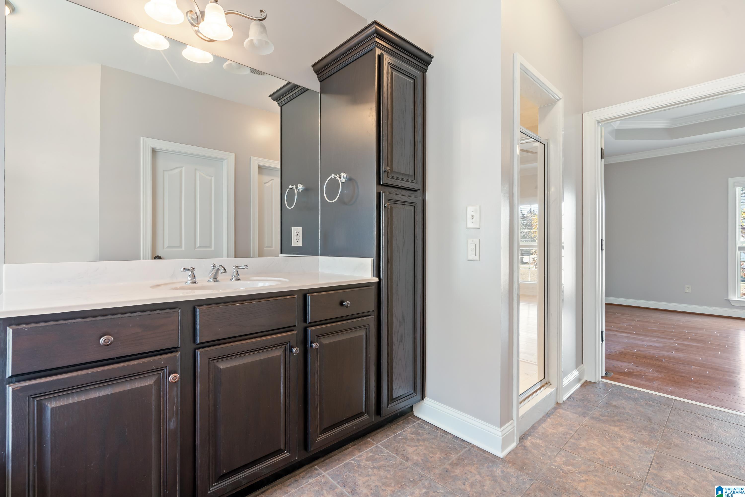 3433 LONE OAK LANE