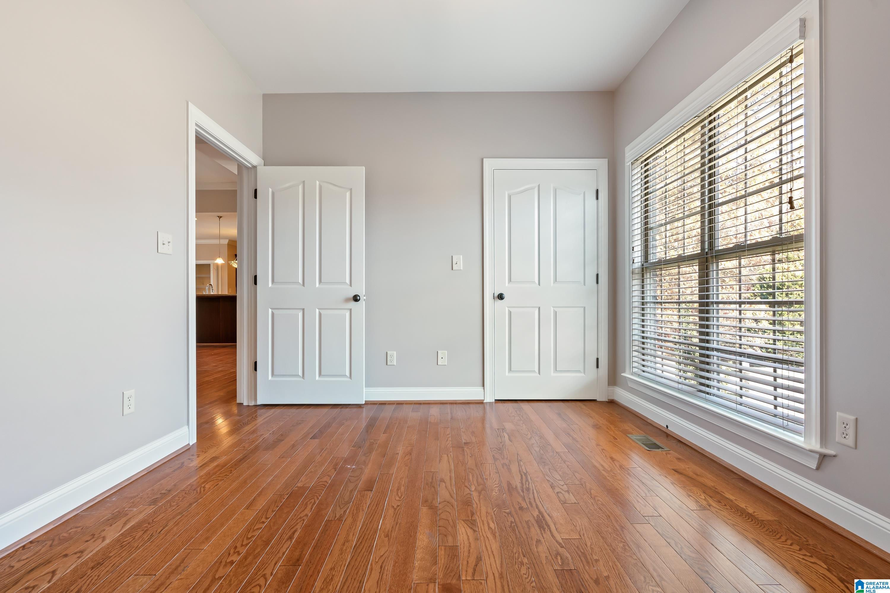 3433 LONE OAK LANE