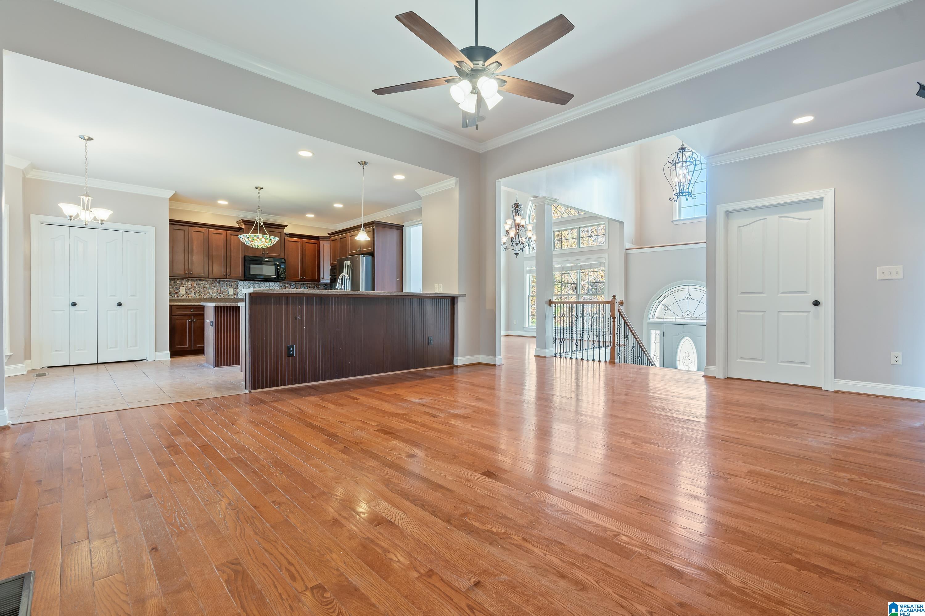 3433 LONE OAK LANE
