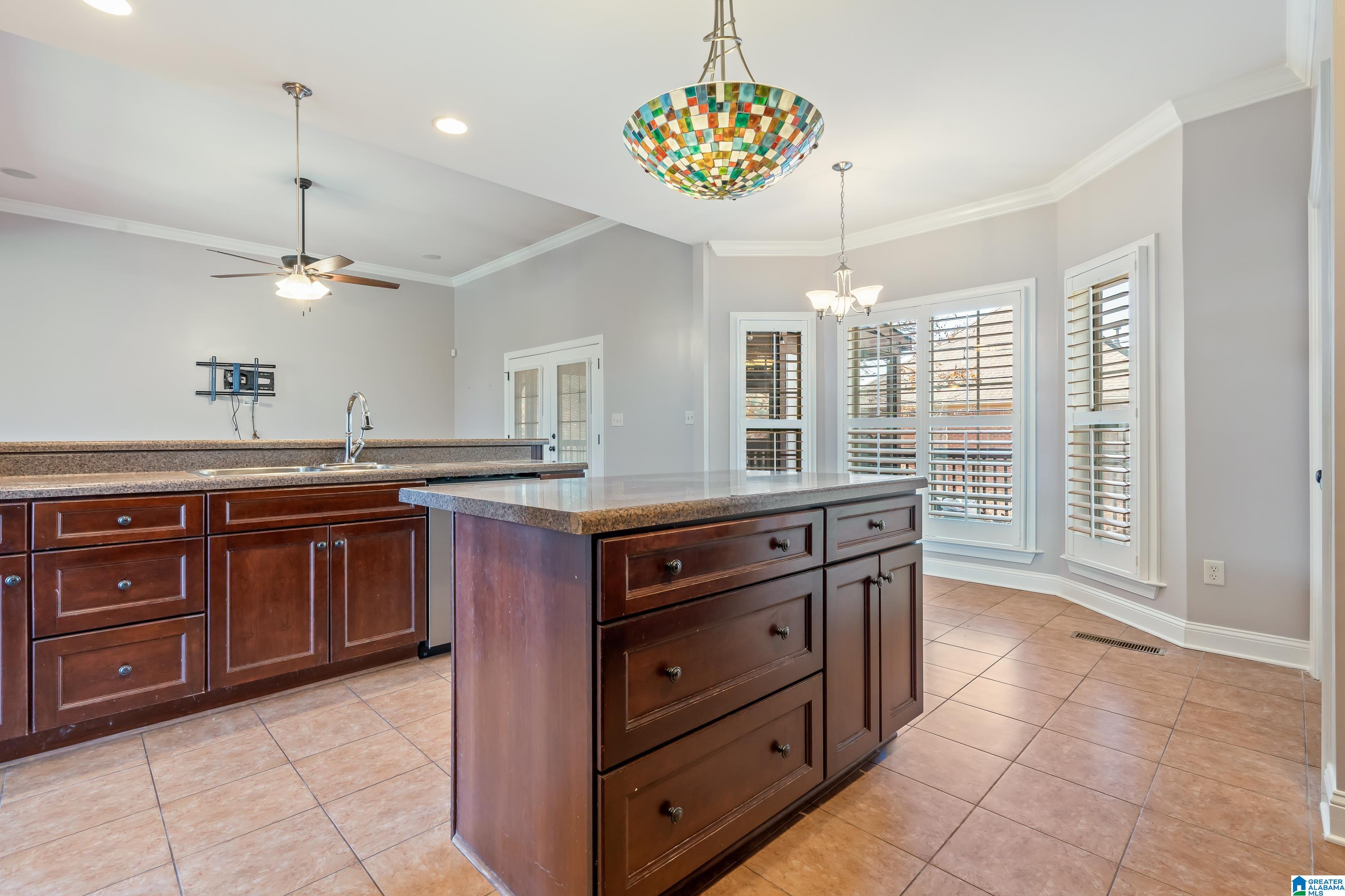 3433 LONE OAK LANE