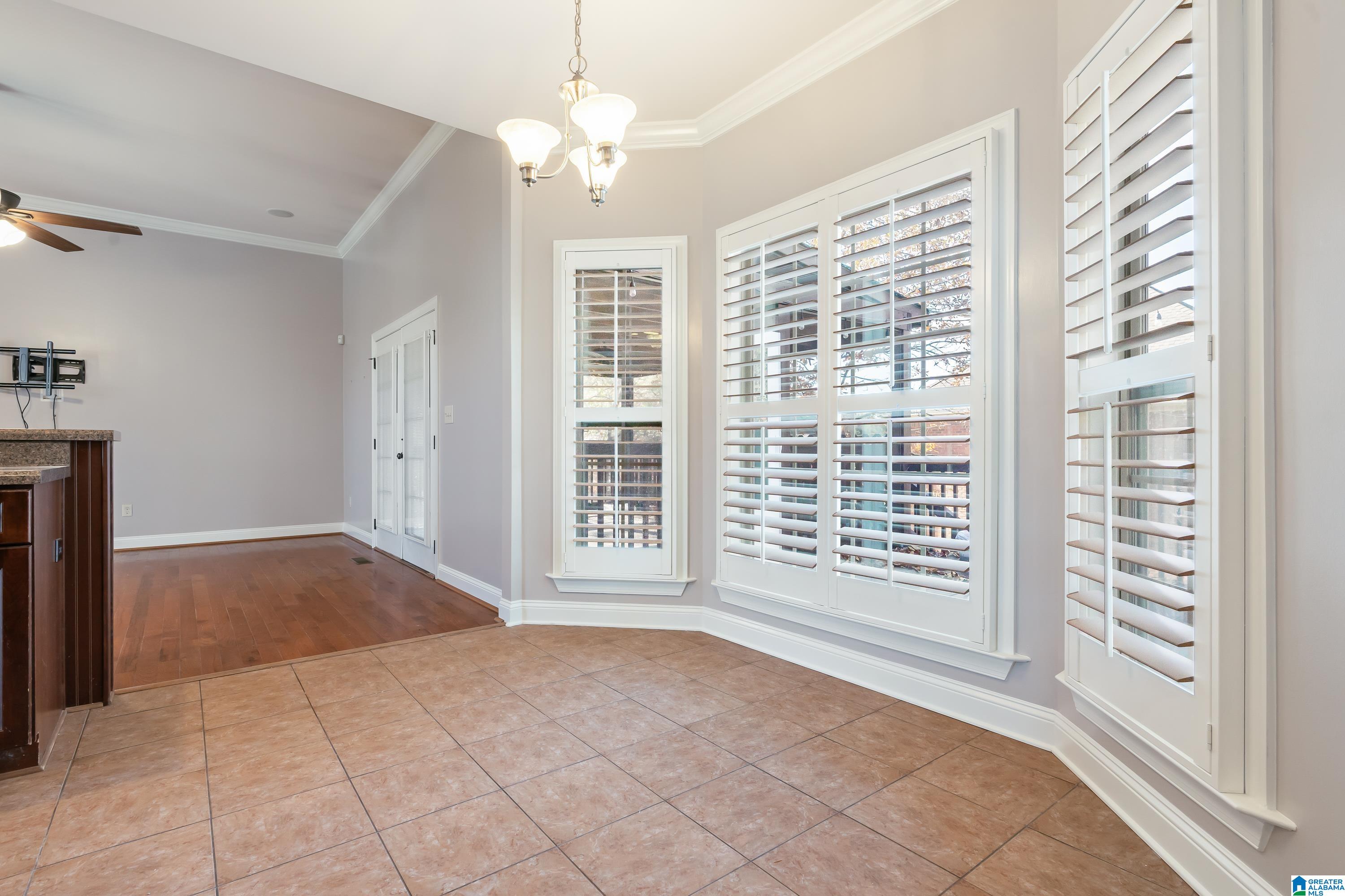 3433 LONE OAK LANE