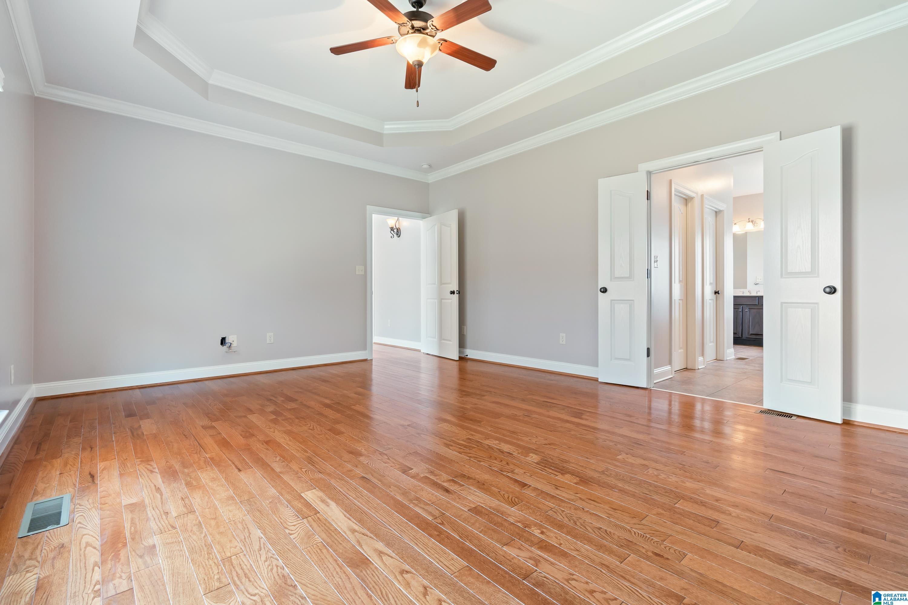 3433 LONE OAK LANE
