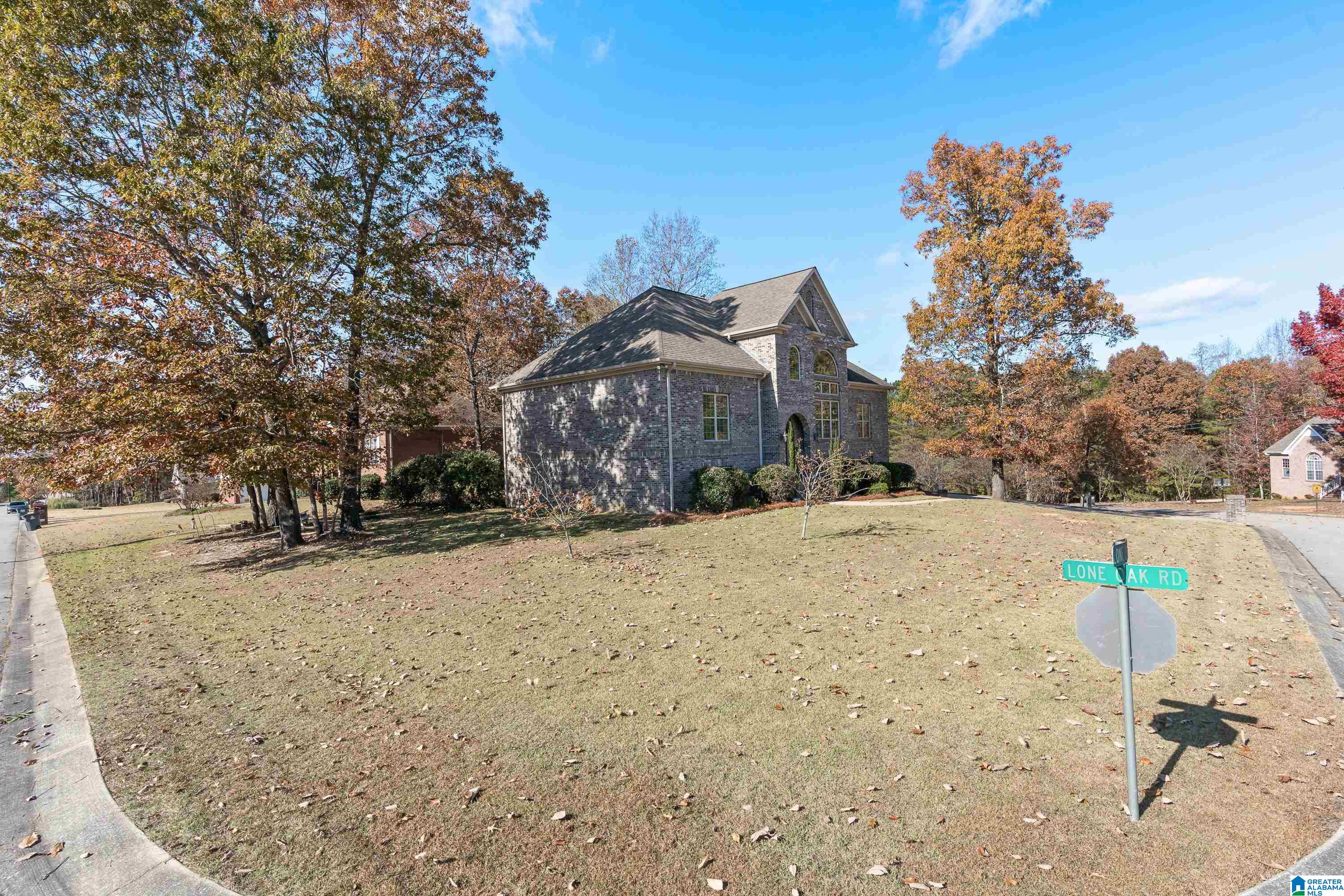 3433 LONE OAK LANE