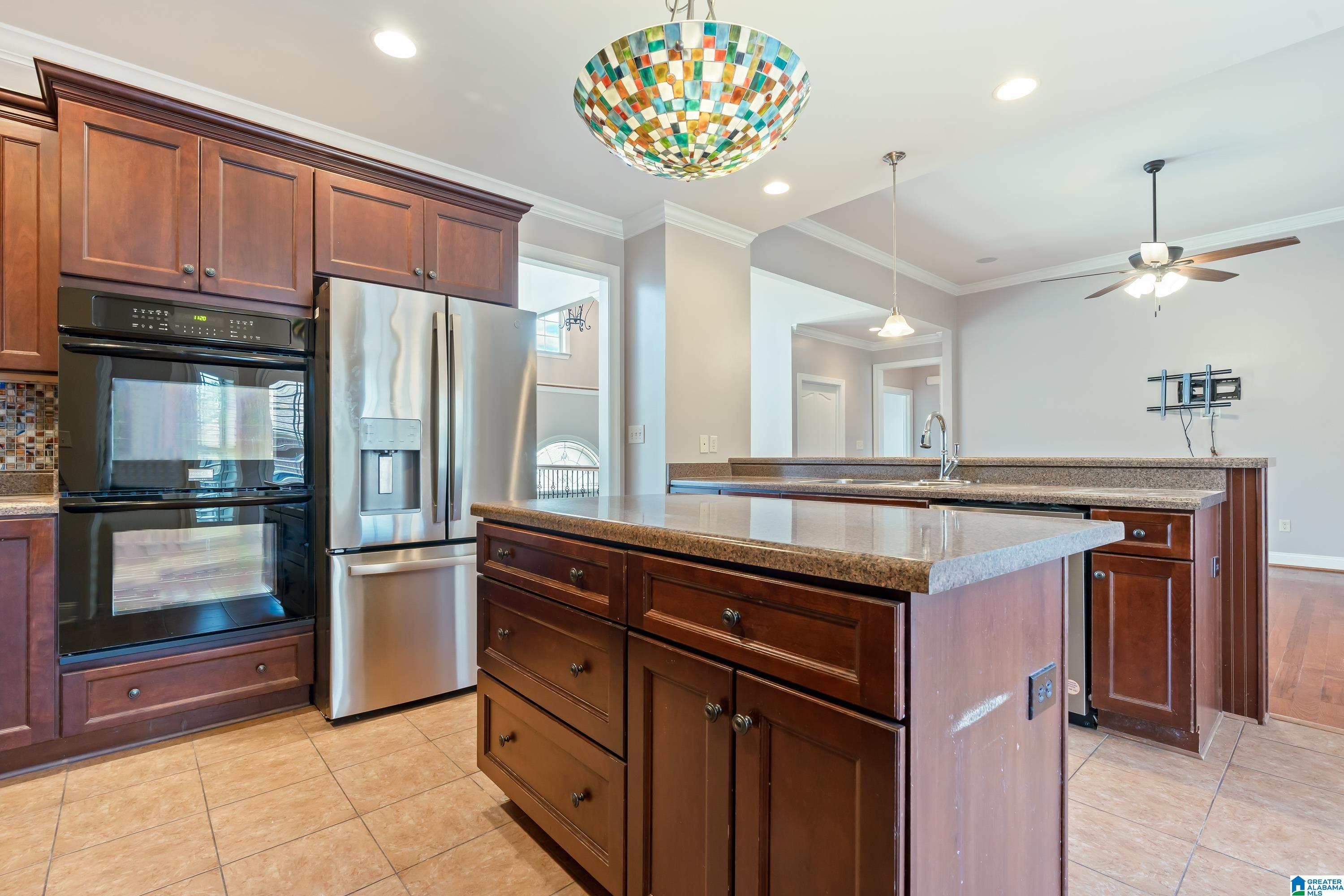 3433 LONE OAK LANE