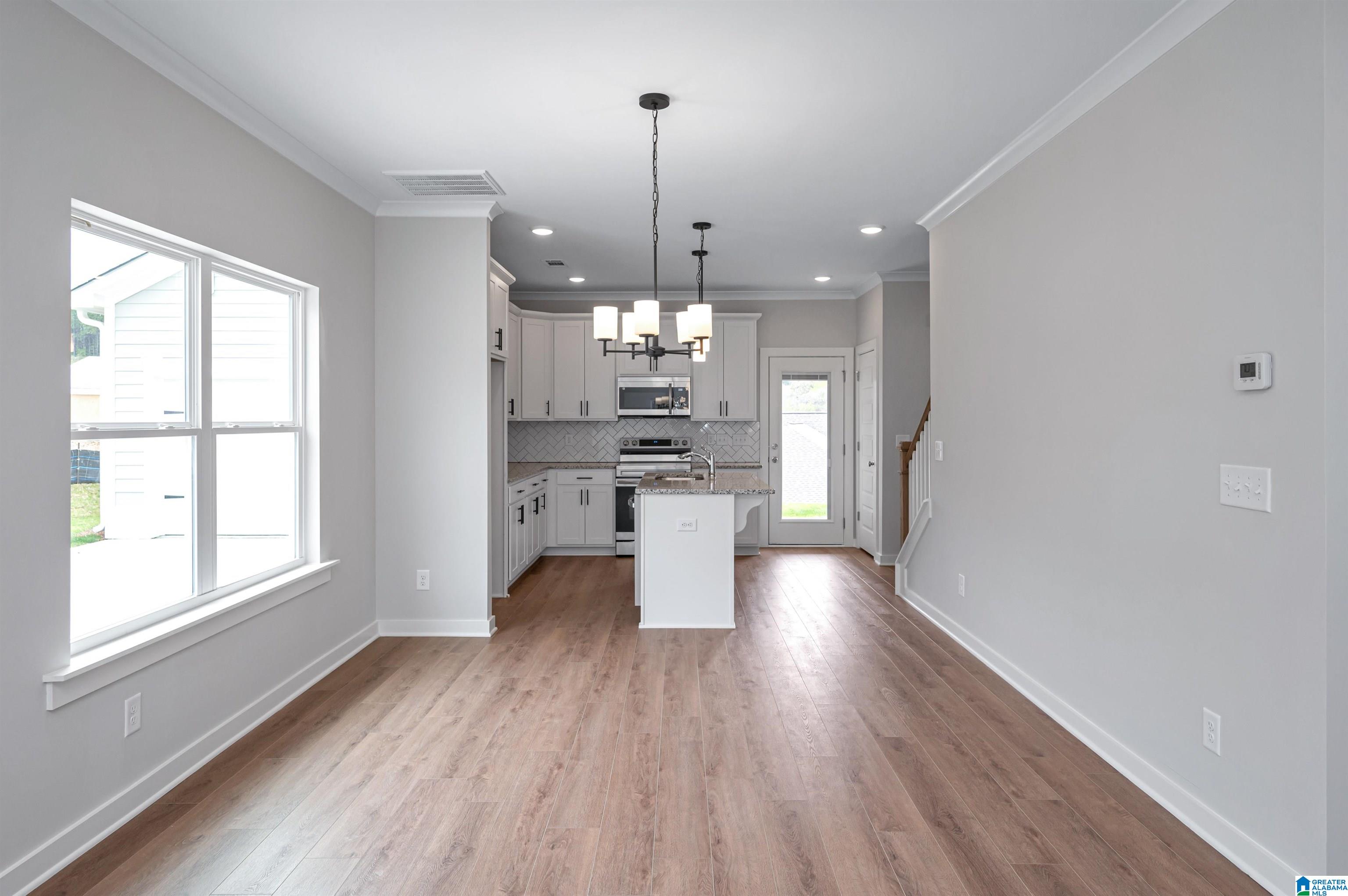301 BARIMORE COURT