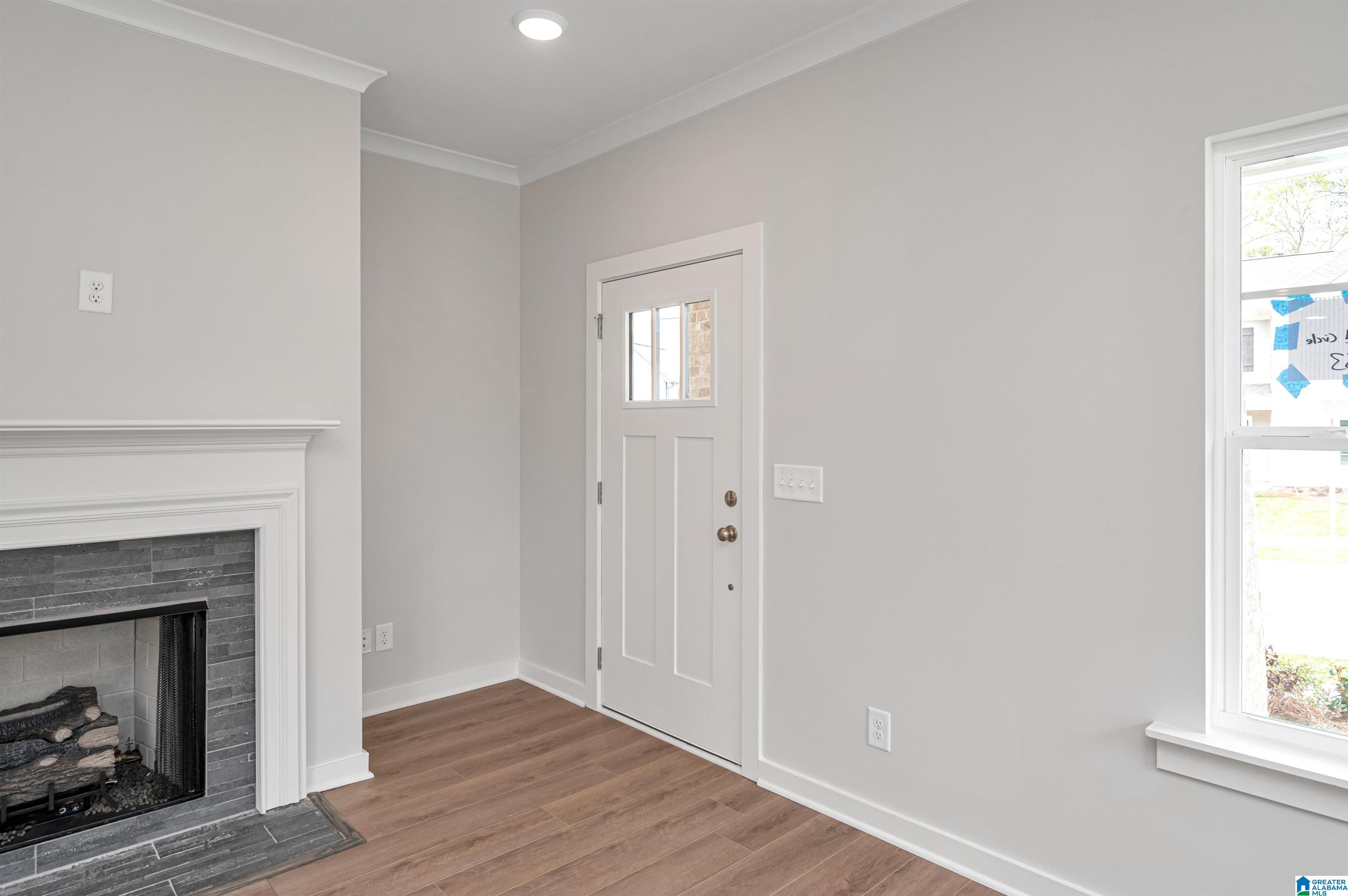 301 BARIMORE COURT