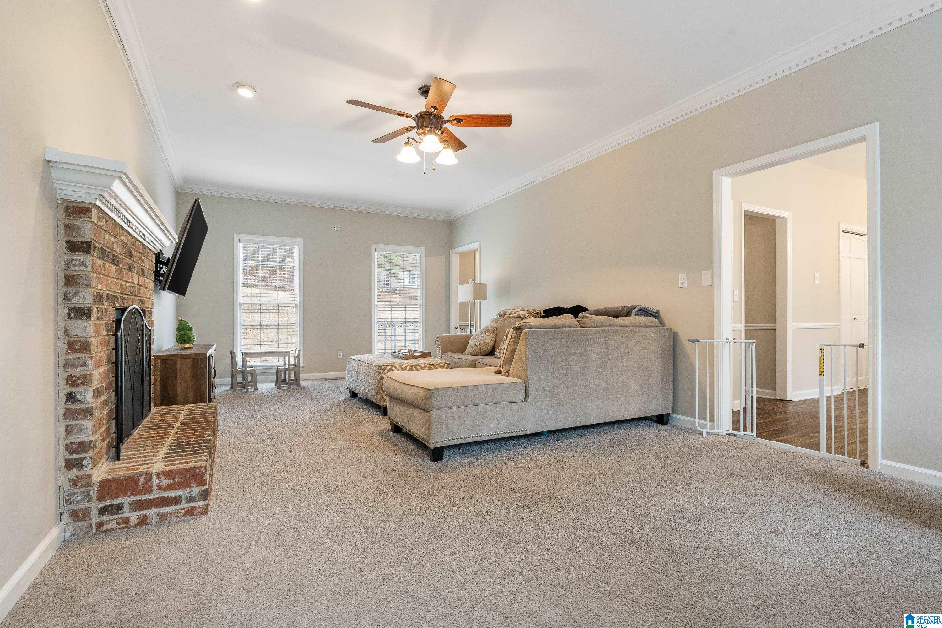 1402 BELMONT LANE