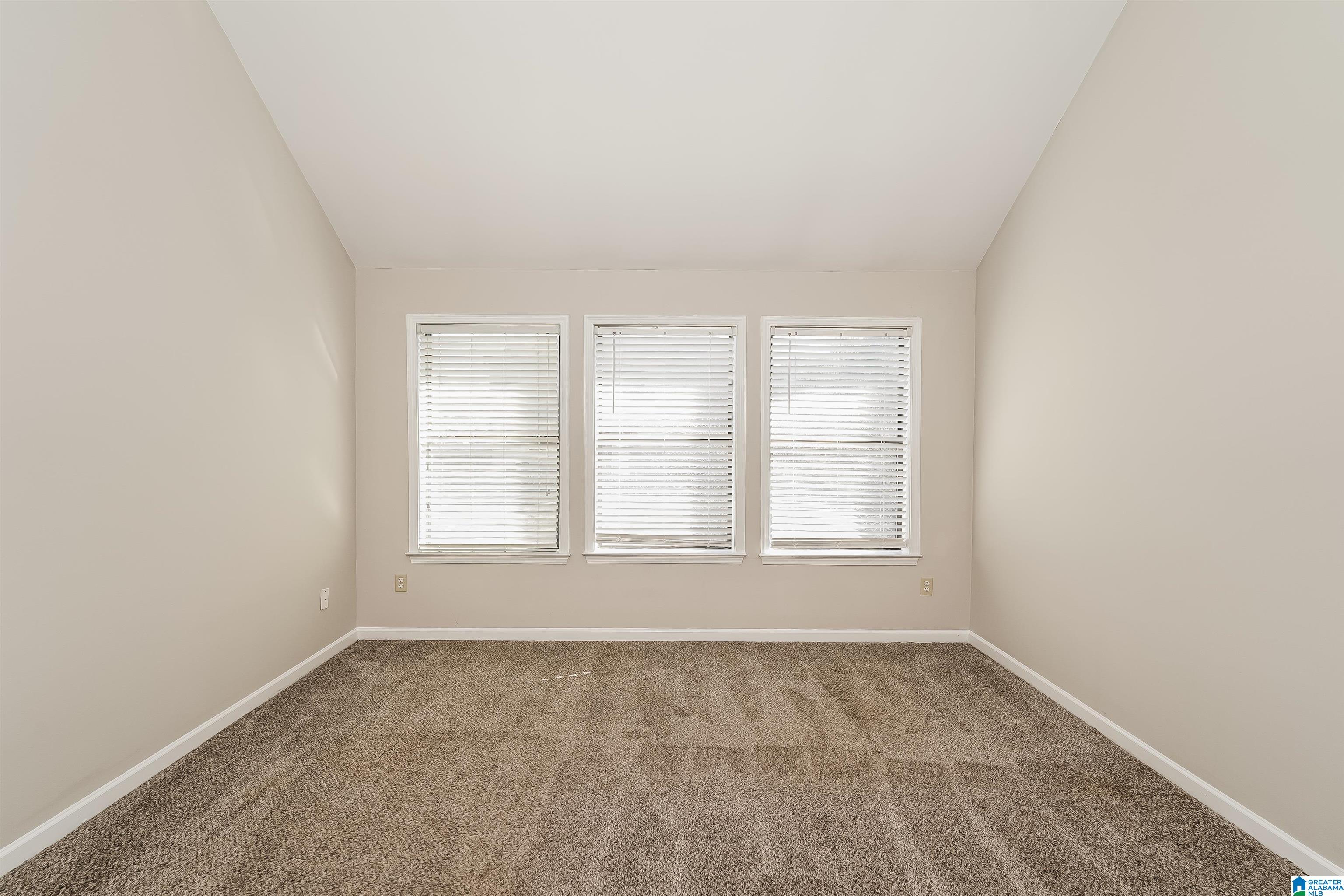 2245 RUSHTON LANE