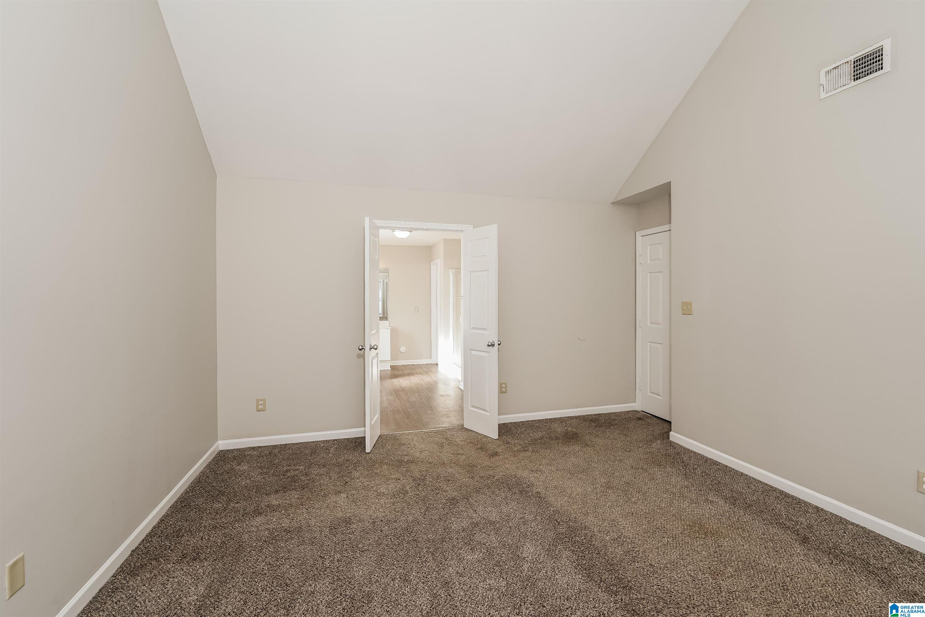 2245 RUSHTON LANE