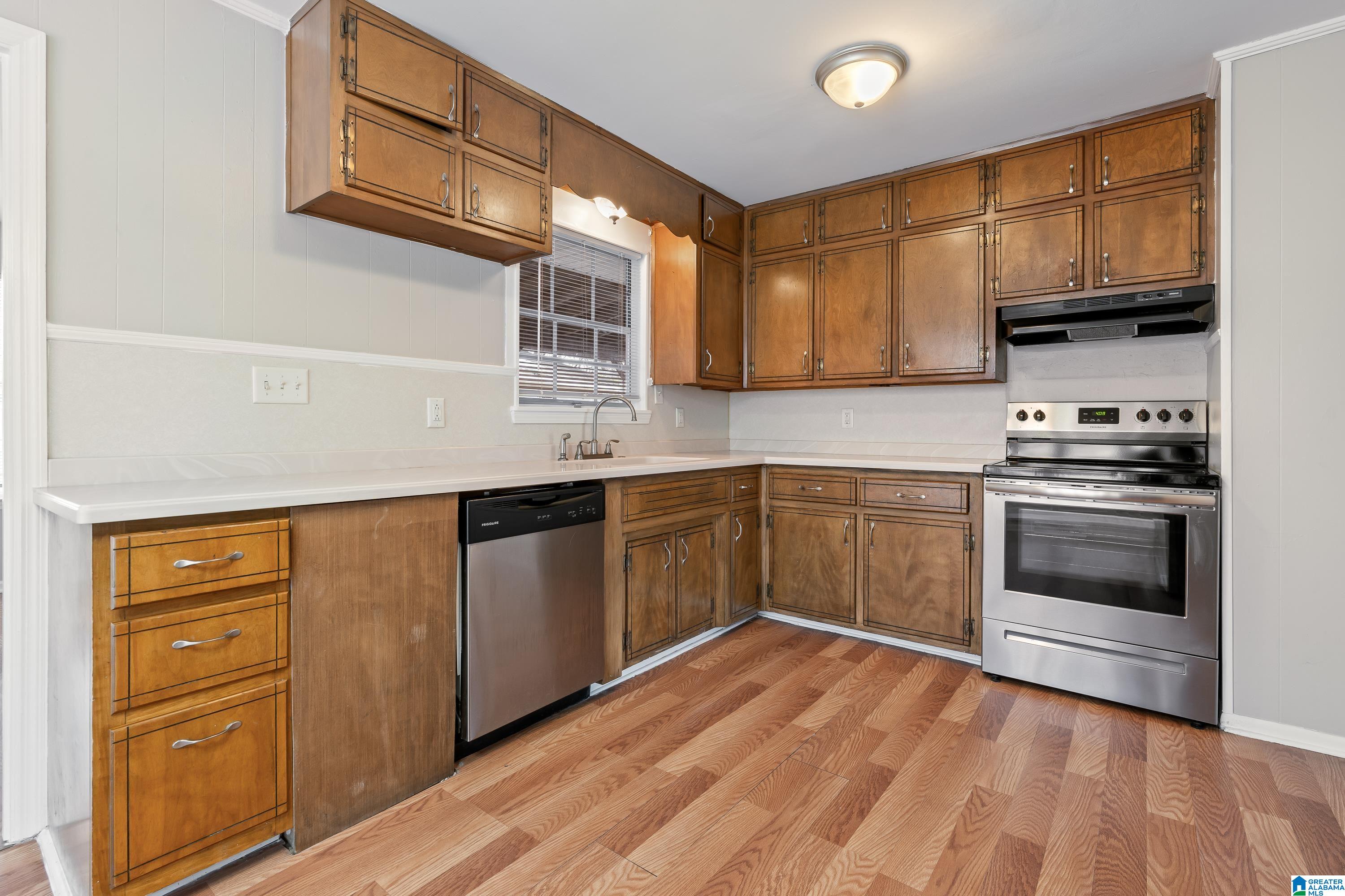 5709 VALLEYVIEW TRAIL