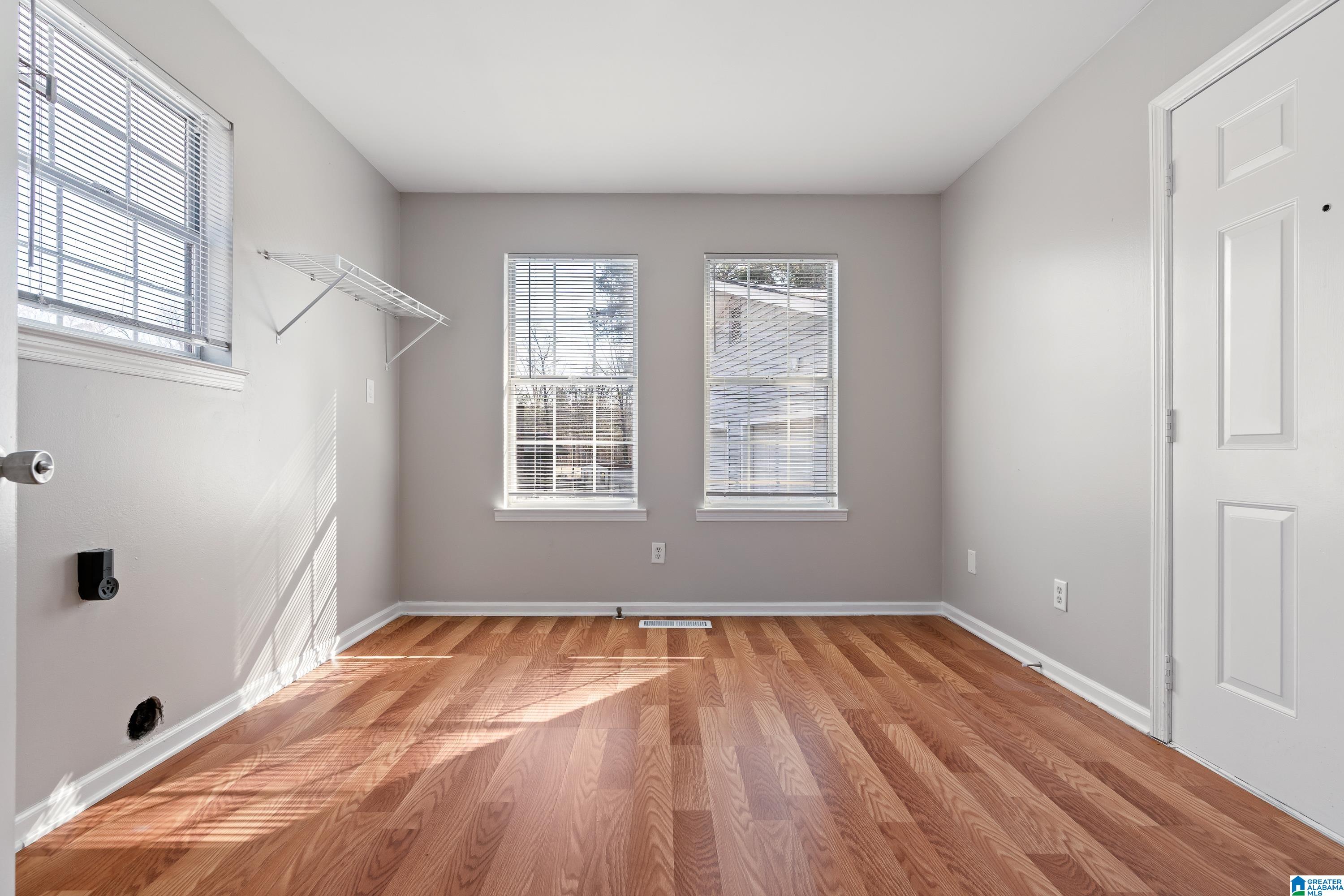 5709 VALLEYVIEW TRAIL
