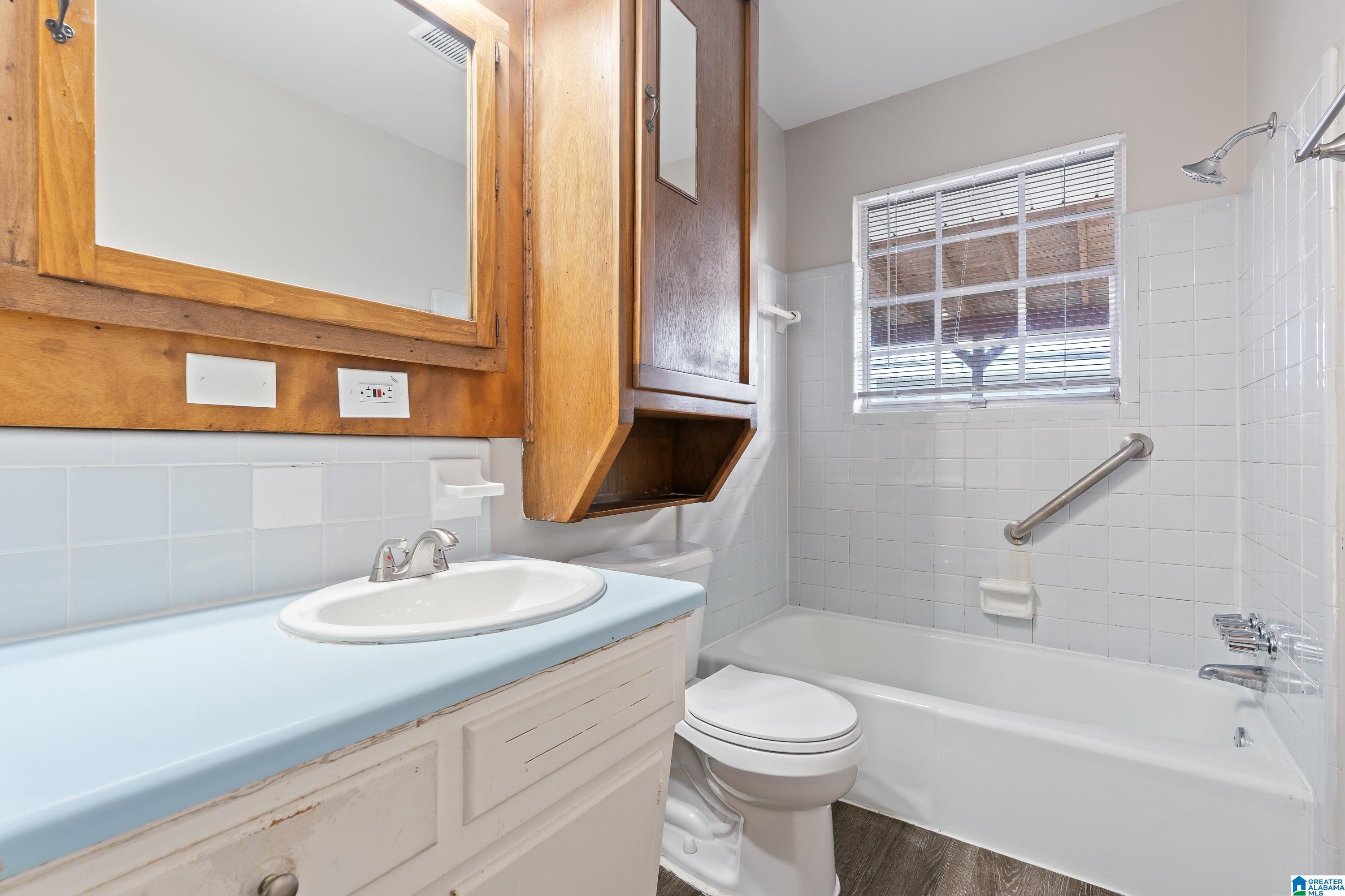 5709 VALLEYVIEW TRAIL