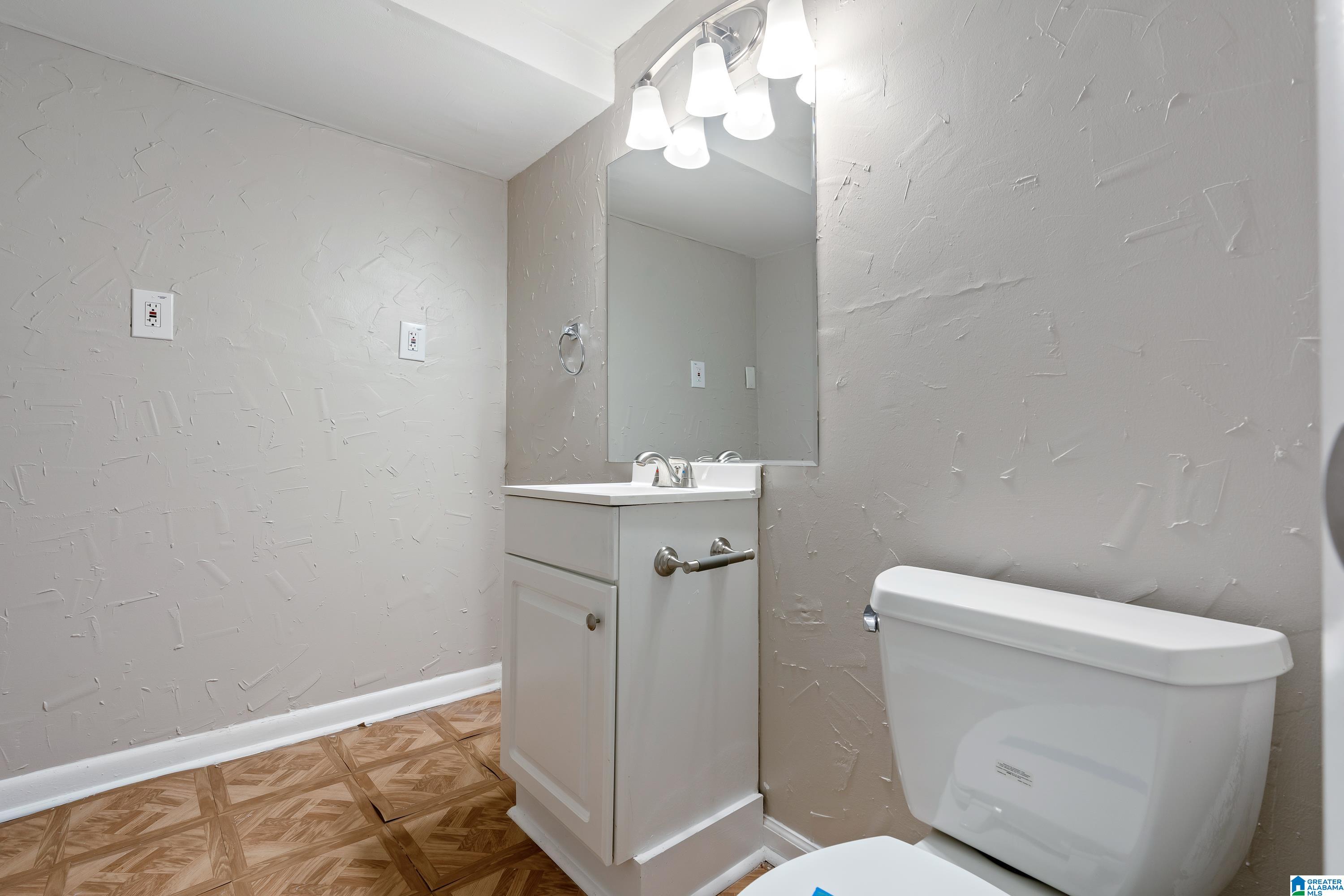 5709 VALLEYVIEW TRAIL