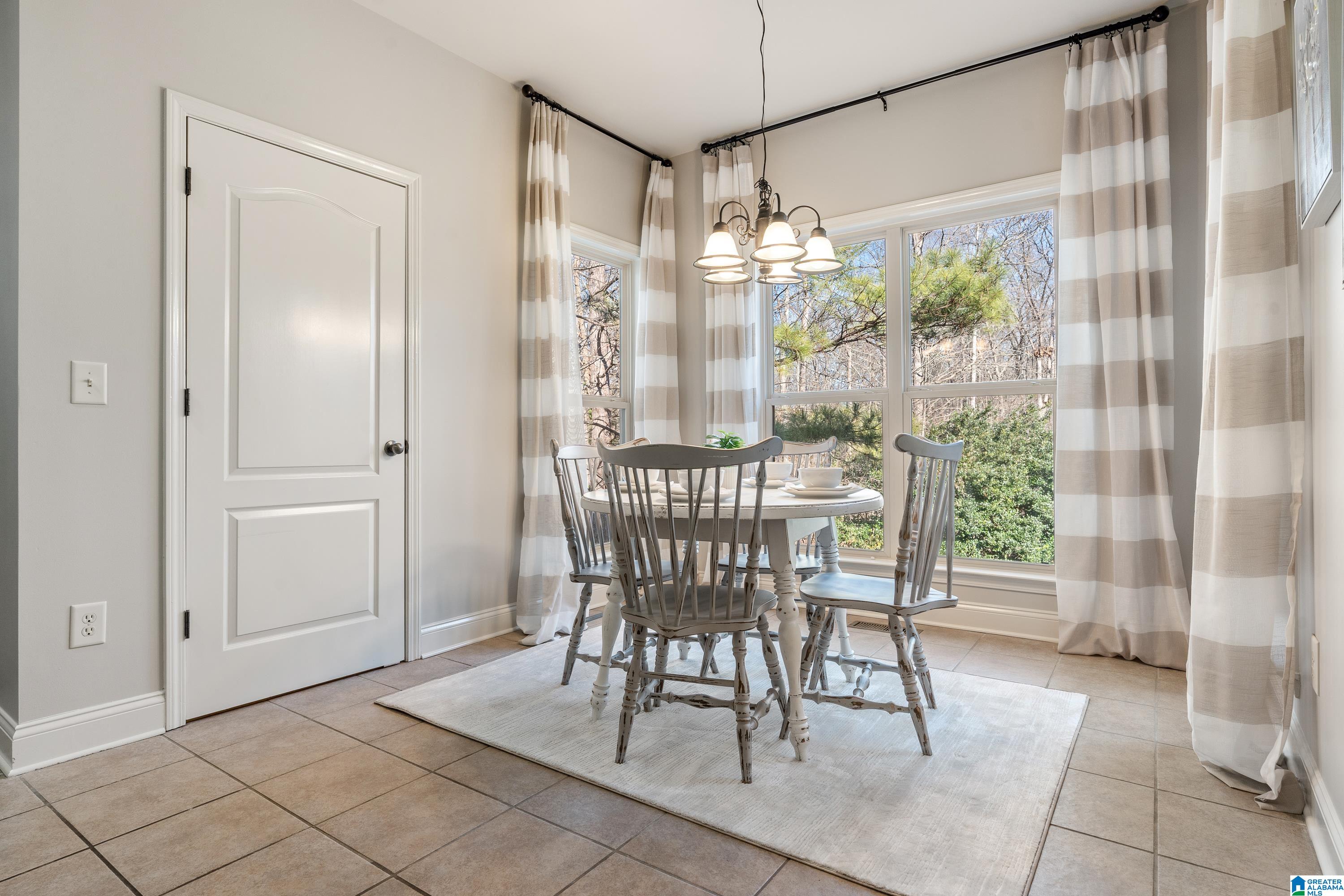 208 WINDSTONE PARKWAY
