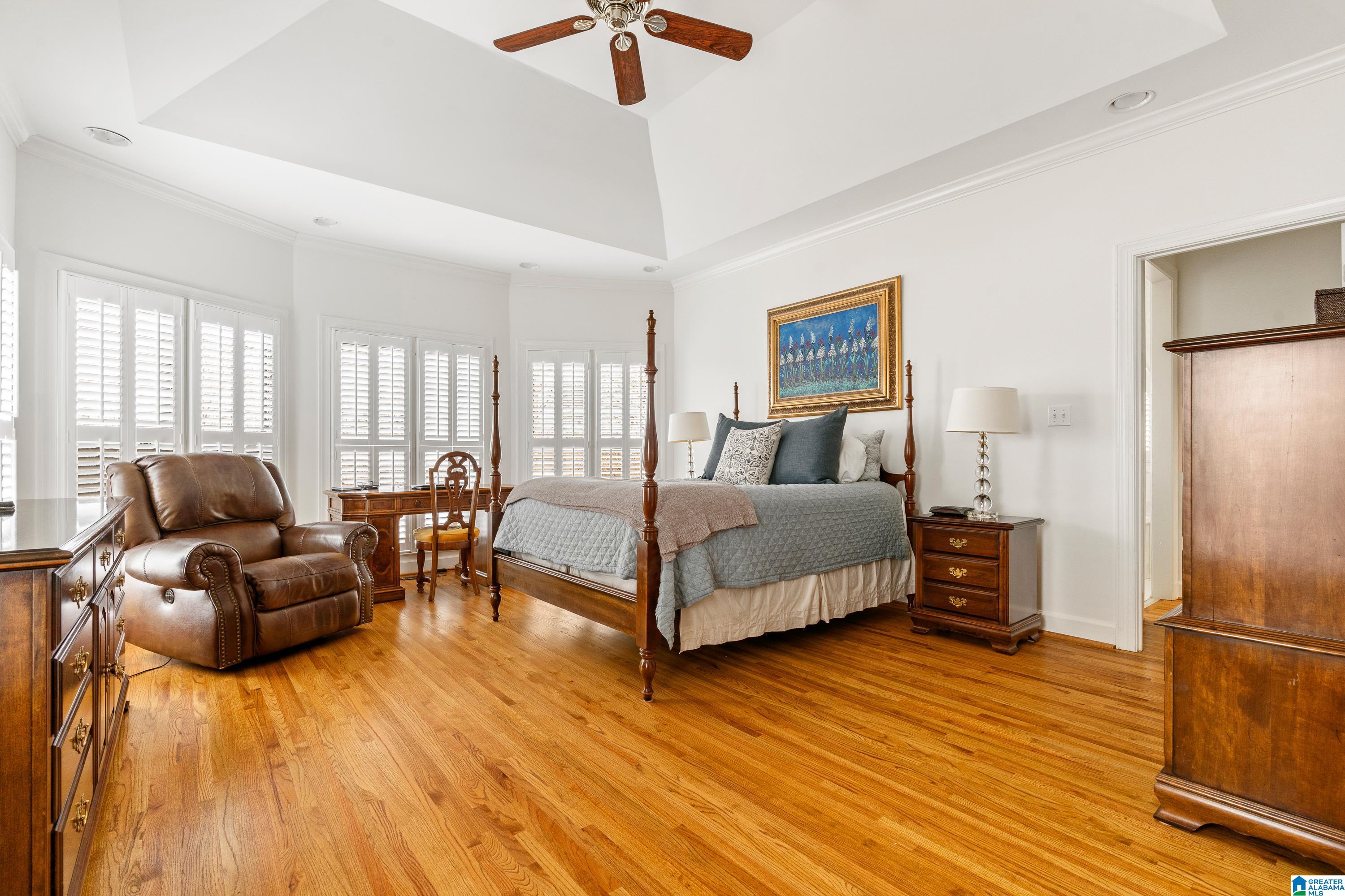 300 CAHABA FALLS LANE