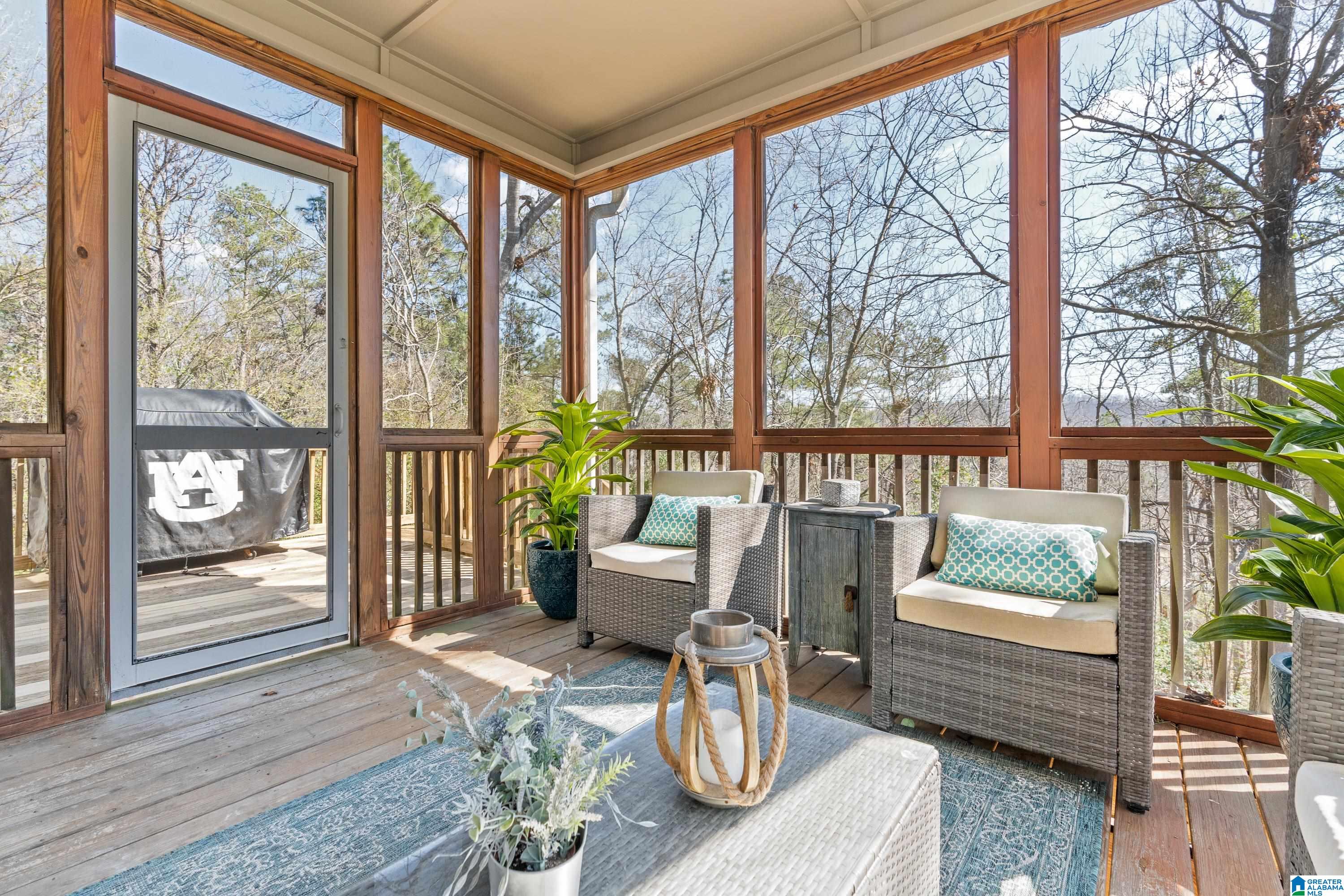 2274 RICHMOND CIRCLE