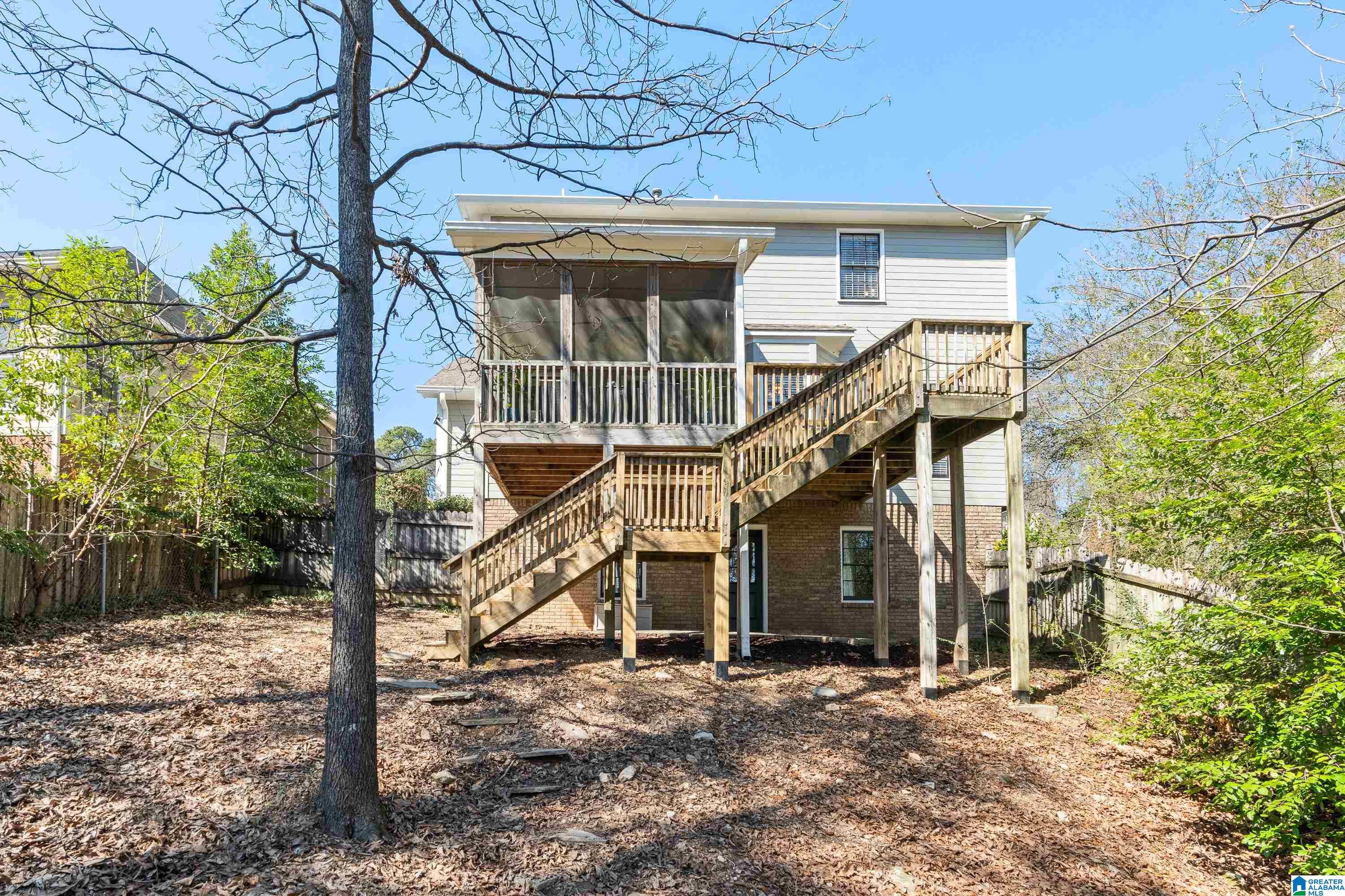 2274 RICHMOND CIRCLE