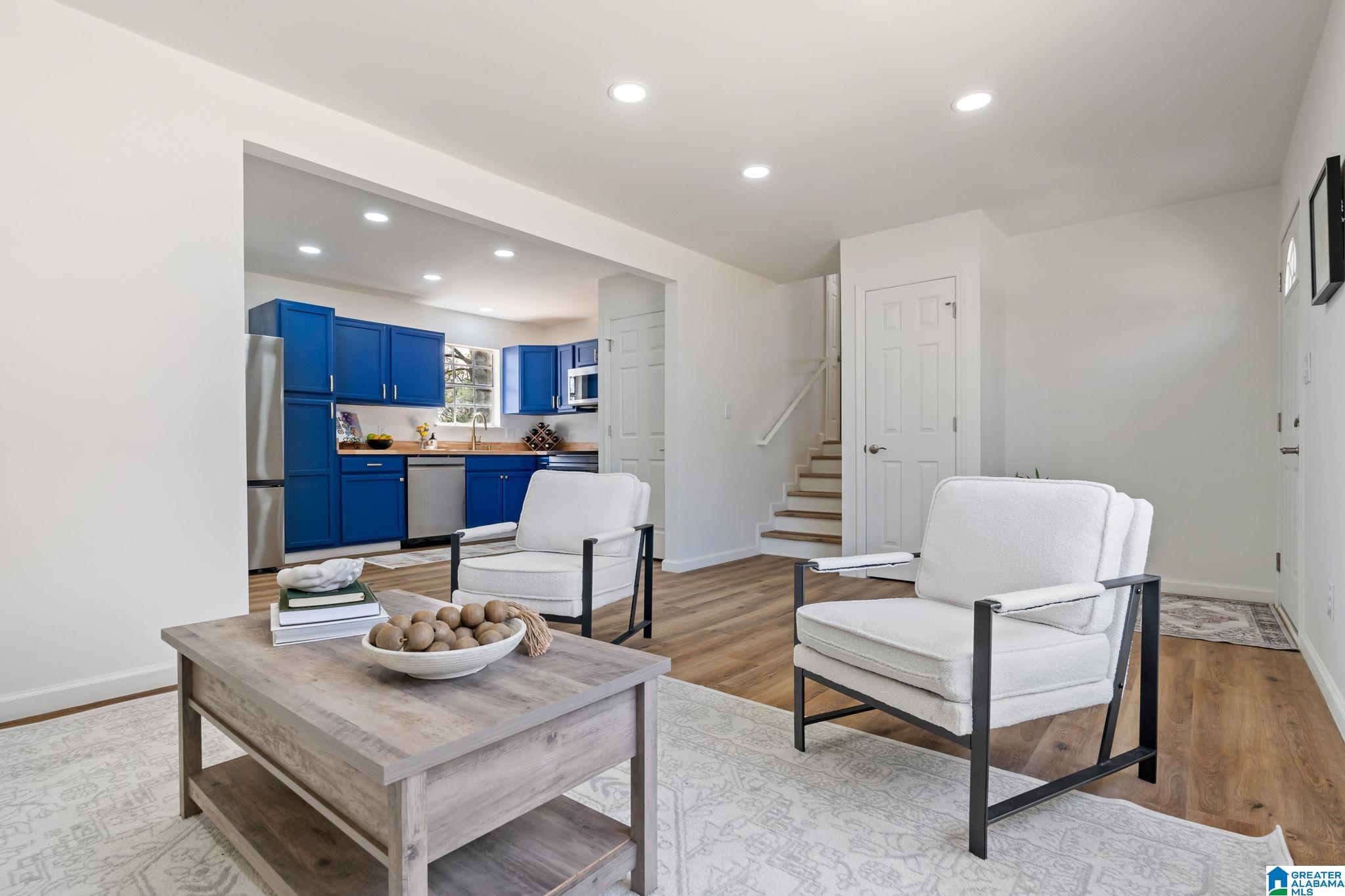 513 OVERHILL DRIVE