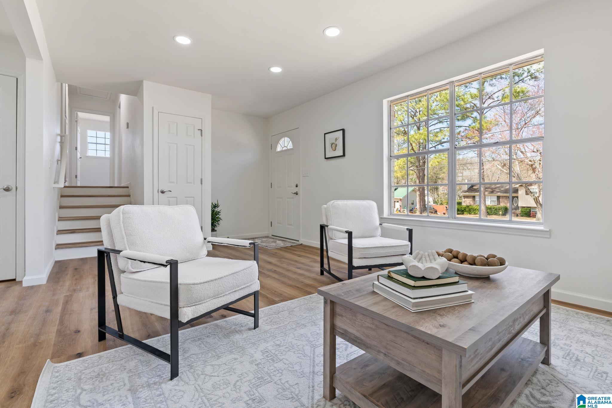 513 OVERHILL DRIVE