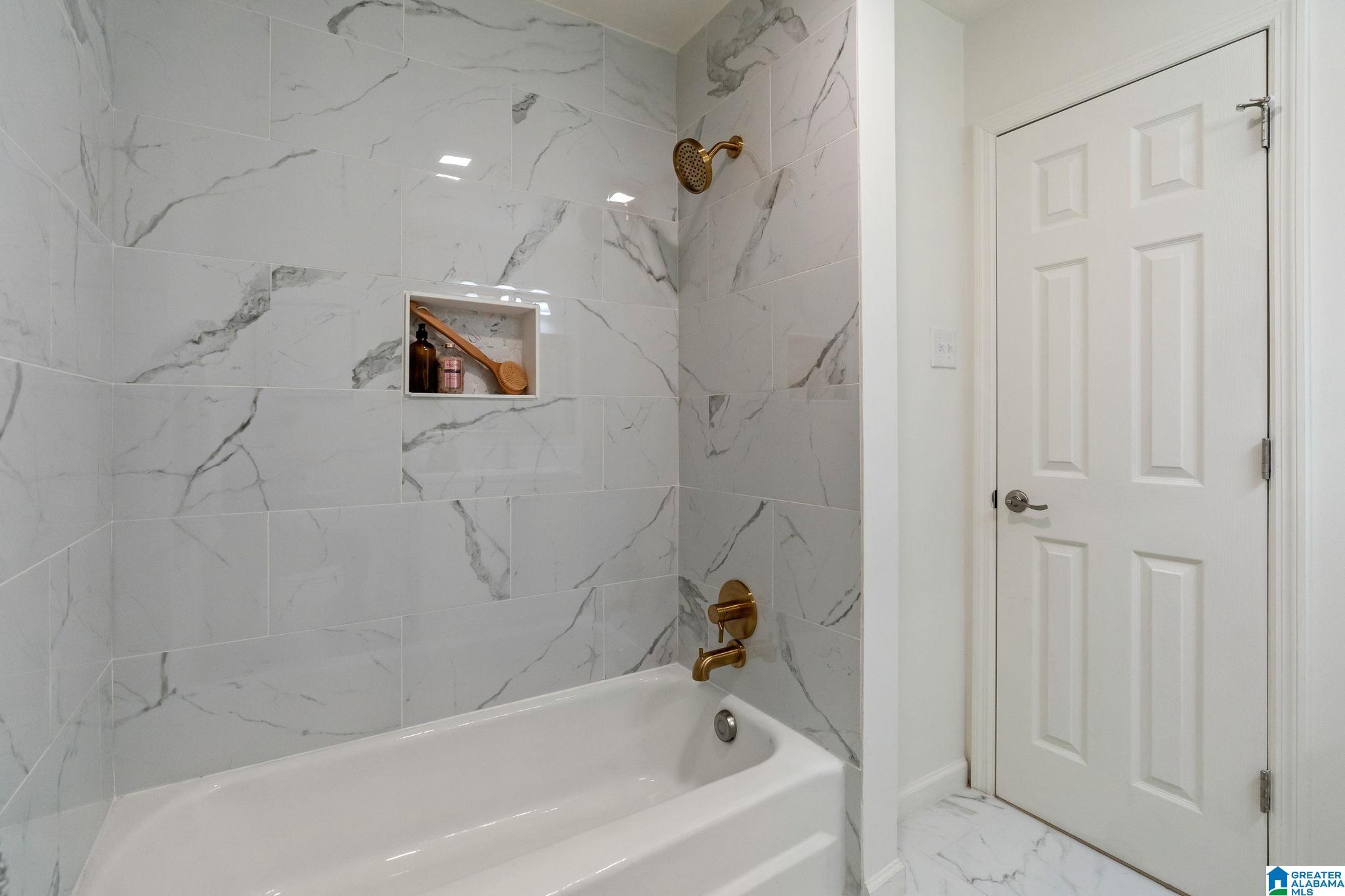 513 OVERHILL DRIVE